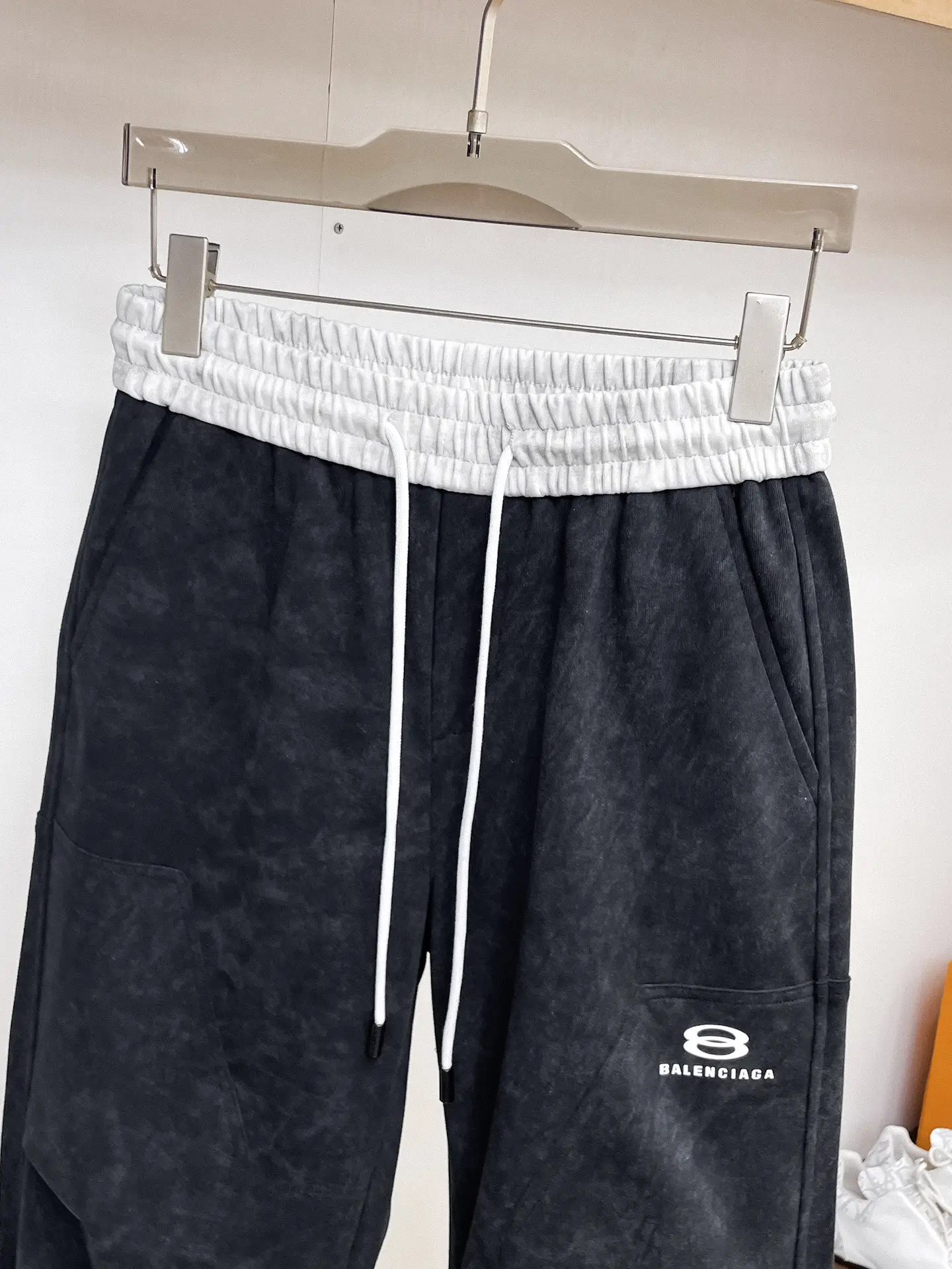 Logo-Embroidered Straight-Leg Sweatpants D29014583 — view 3