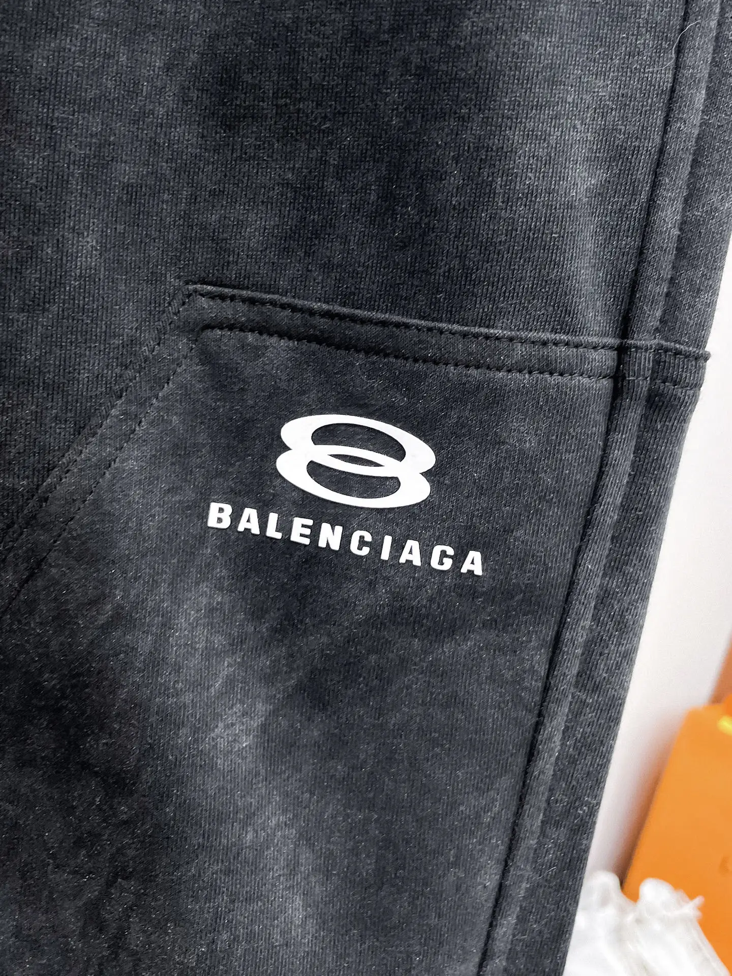 Logo-Embroidered Straight-Leg Sweatpants D29014583 — view 4