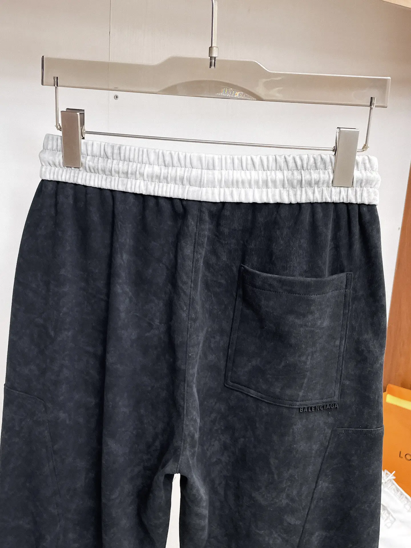 Logo-Embroidered Straight-Leg Sweatpants D29014583 — view 10