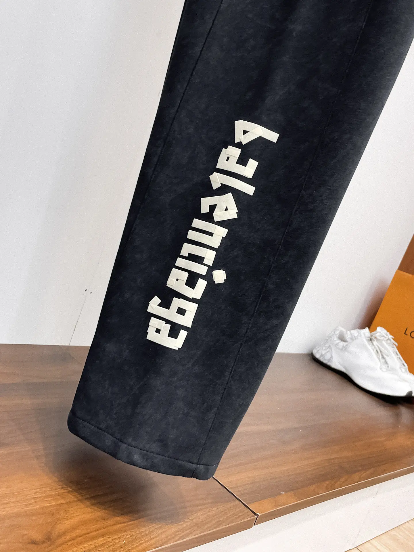 Logo-Print Cotton-Blend Sweatpants D29014566 — view 5