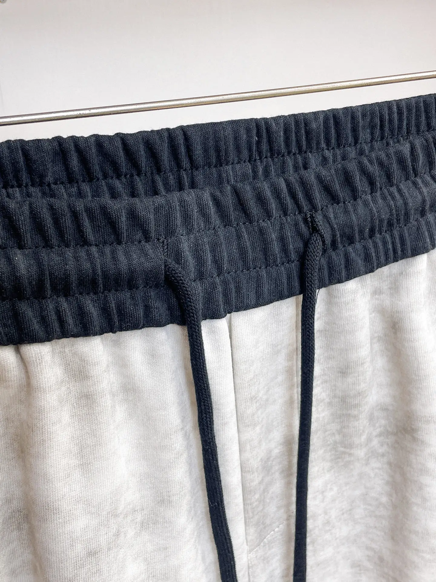 Logo-Embroidered Acid-Wash Sweatpants D29014582 — view 6