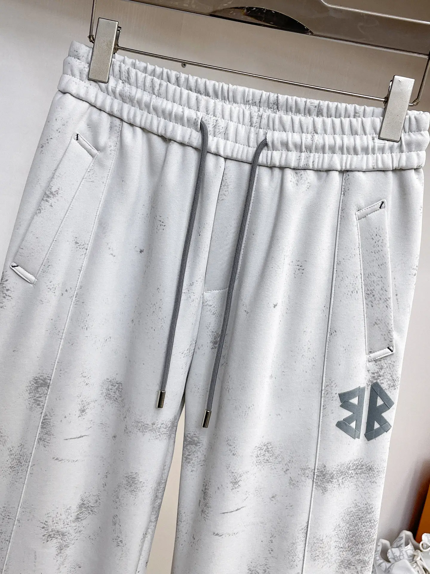 Logo-Print Distressed Cotton-Blend Sweatpants D29014565 — view 3