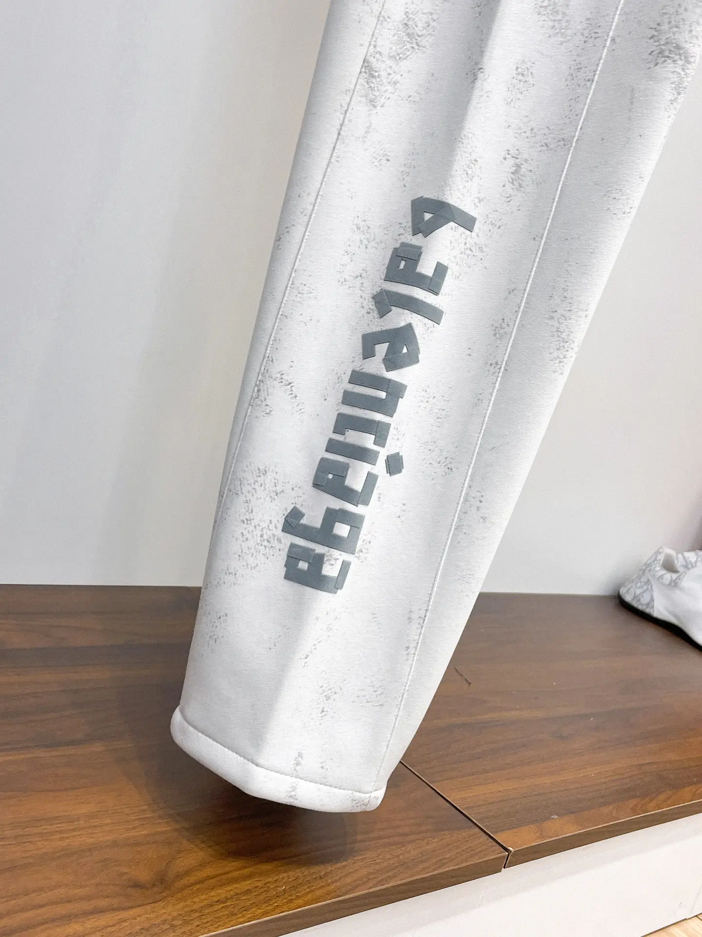 Logo-Print Distressed Cotton-Blend Sweatpants D29014565 — view 5