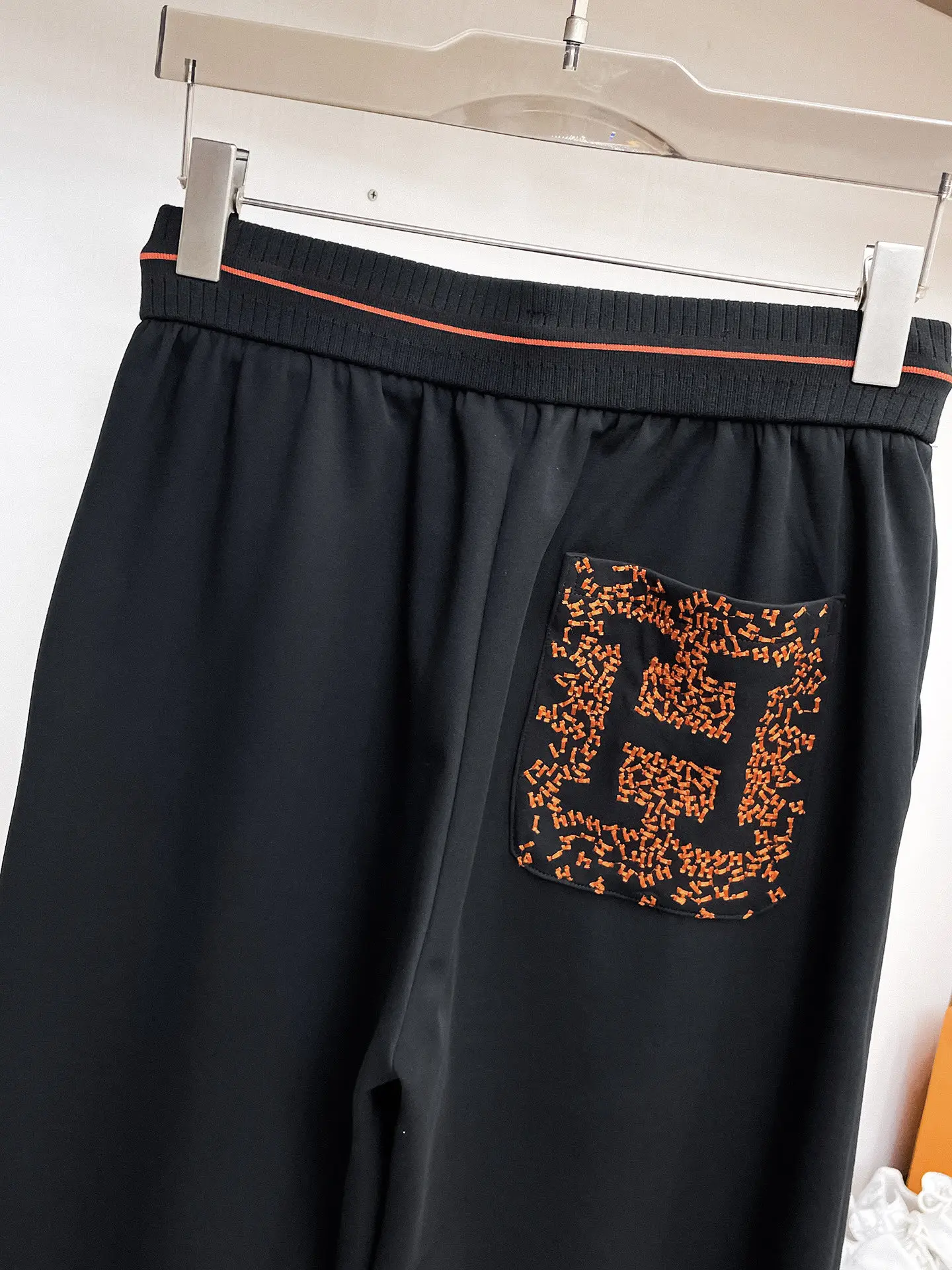 Logo-Embroidered Drawstring Sweatpants D29014569 — view 9