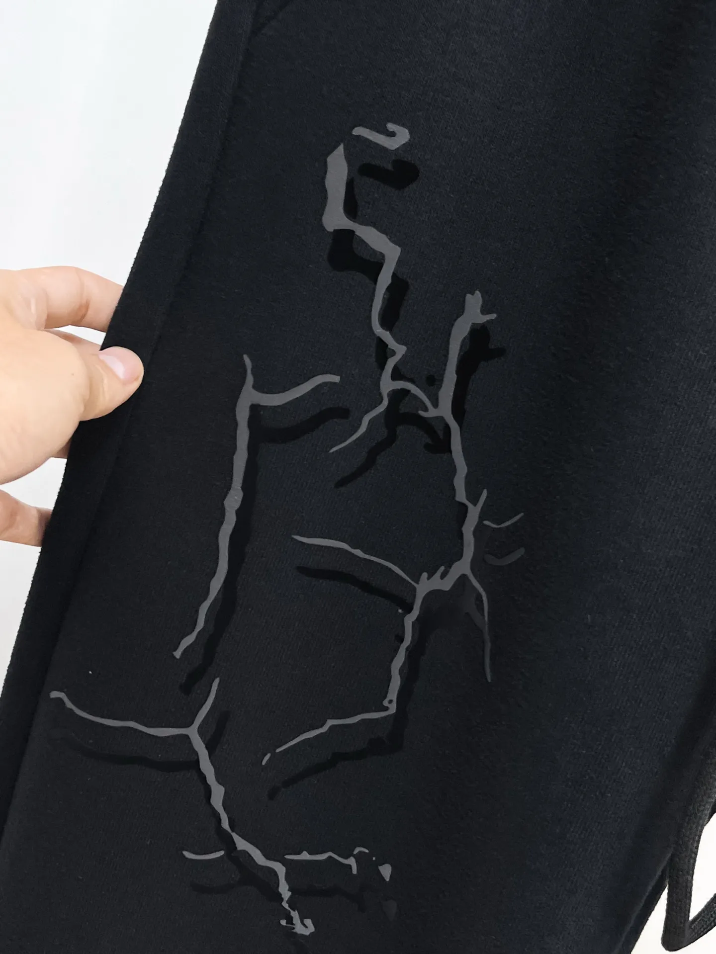 Givenchy Logo-Print Distressed Sweatpants D29014657 — view 5