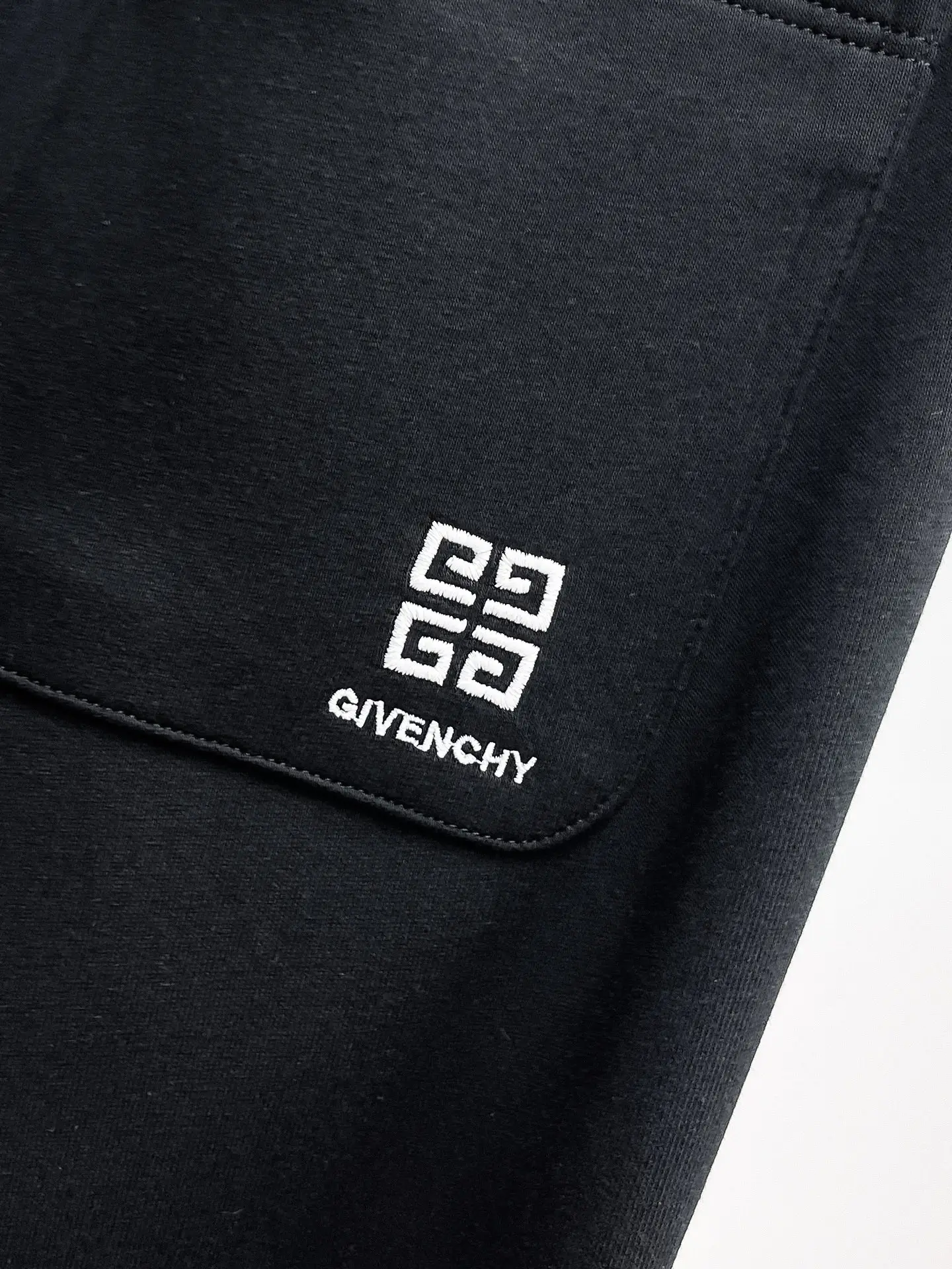 Givenchy Logo Graphic Sweatpants D29014638 — view 10