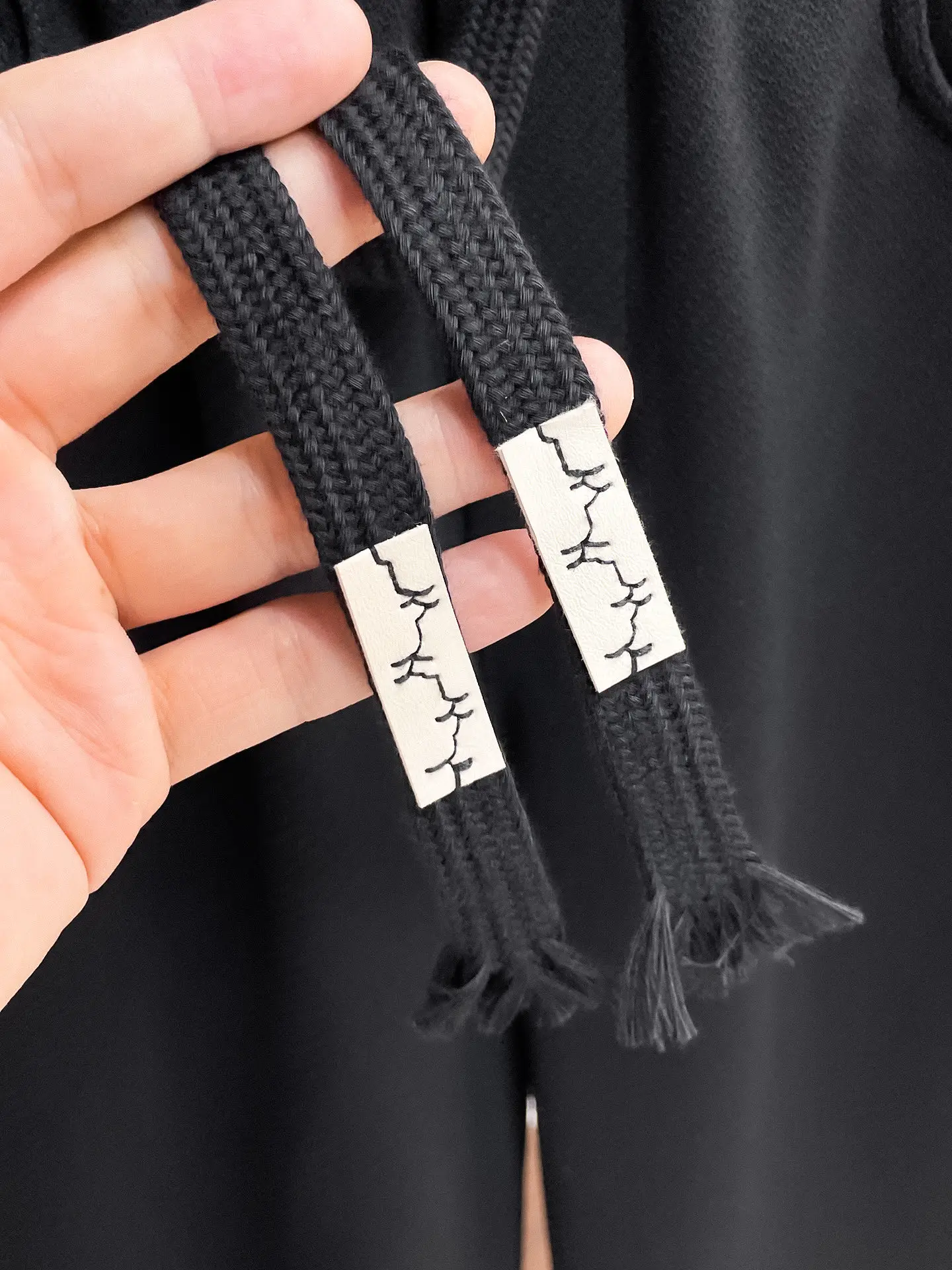 Logo-Embroidered Drawstring Sweatpants D29014528 — view 6