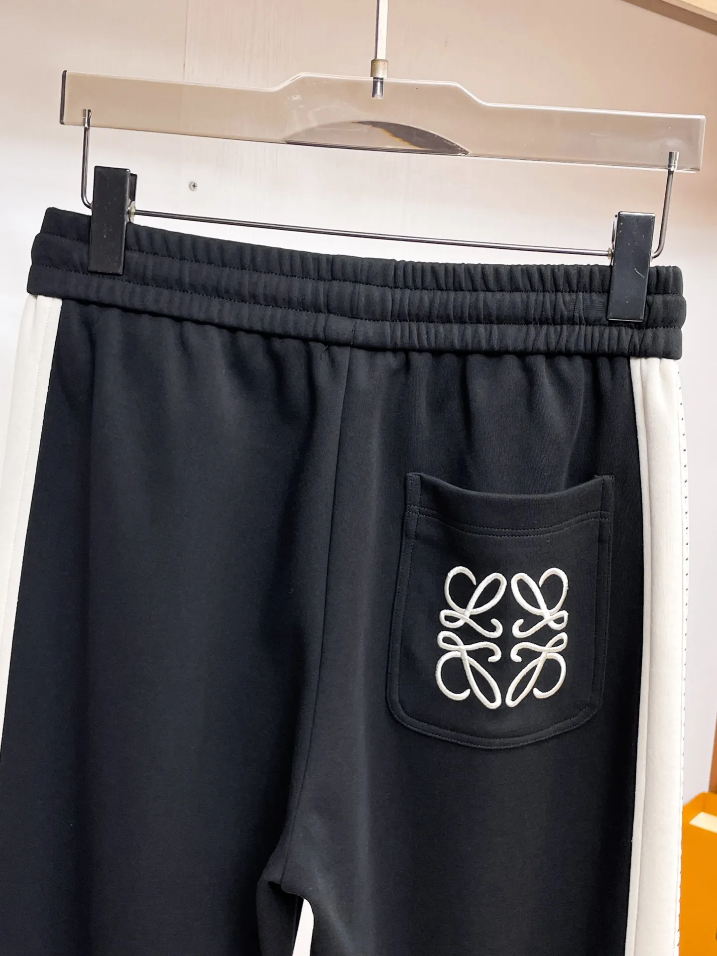 Logo-Embroidered Side-Stripe Sweatpants D29014635 — view 8