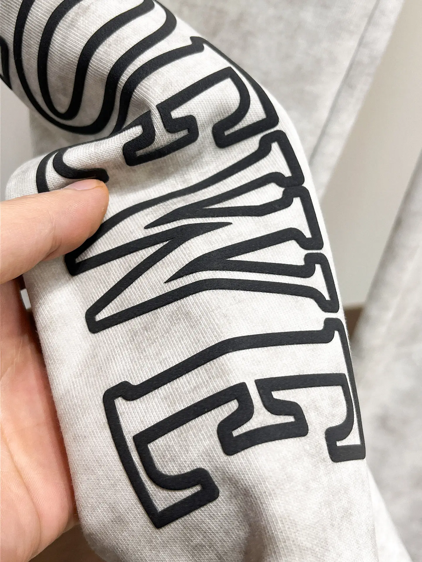 Logo-Print Acid-Wash Sweatpants D29014602 — view 5