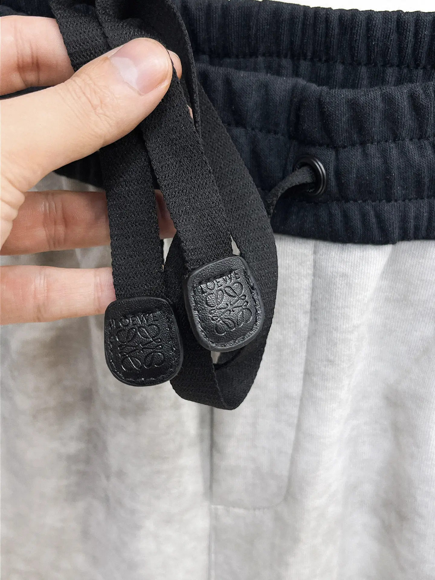 Logo-Print Acid-Wash Sweatpants D29014602 — view 9