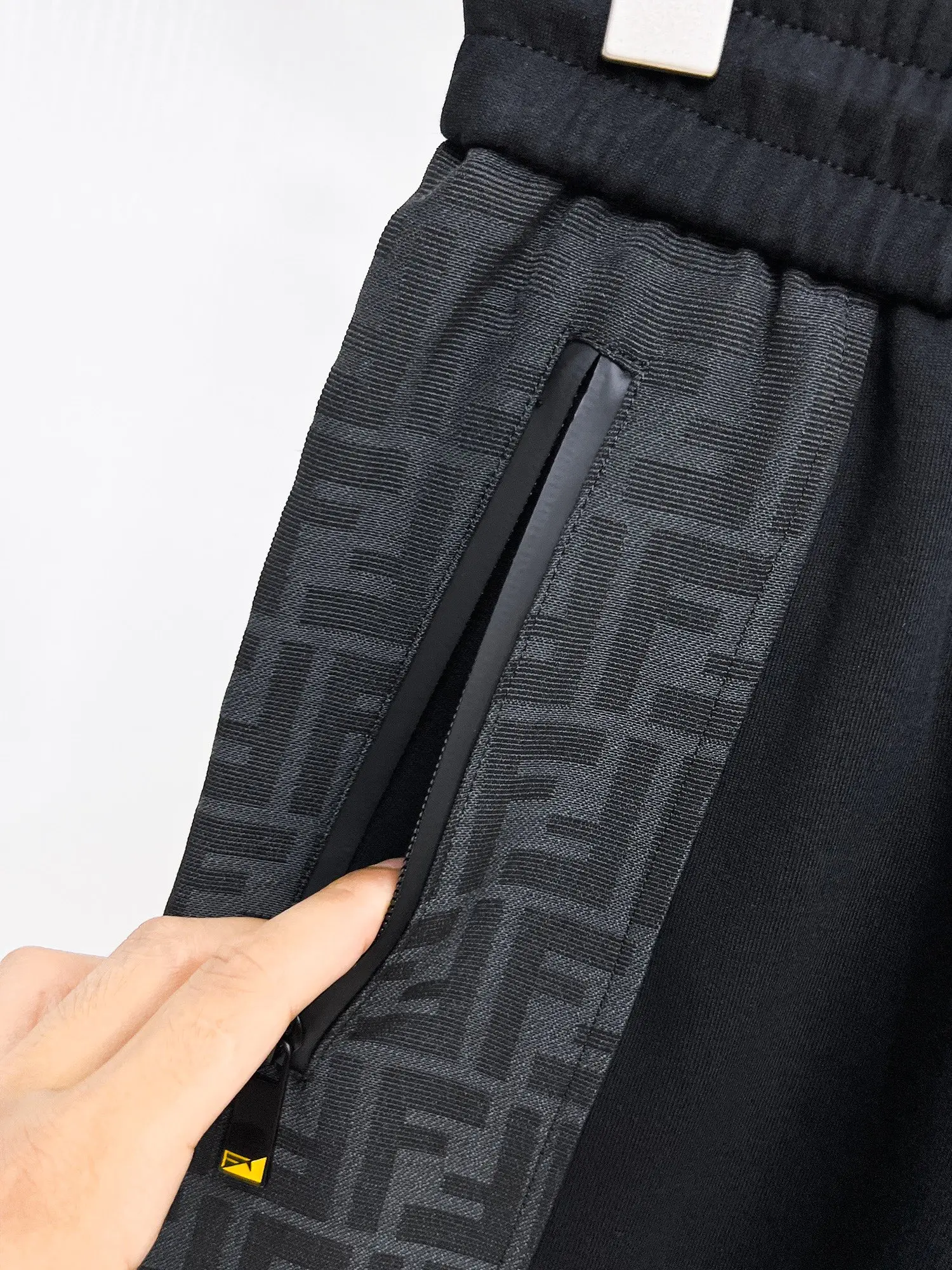 FF Monogram Panel Sweatpants D29014509 — view 4