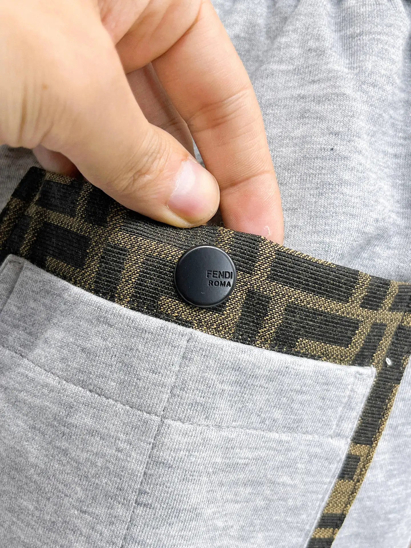 Logo-Embroidered Cotton-Blend Sweatpants D29014622 — view 10