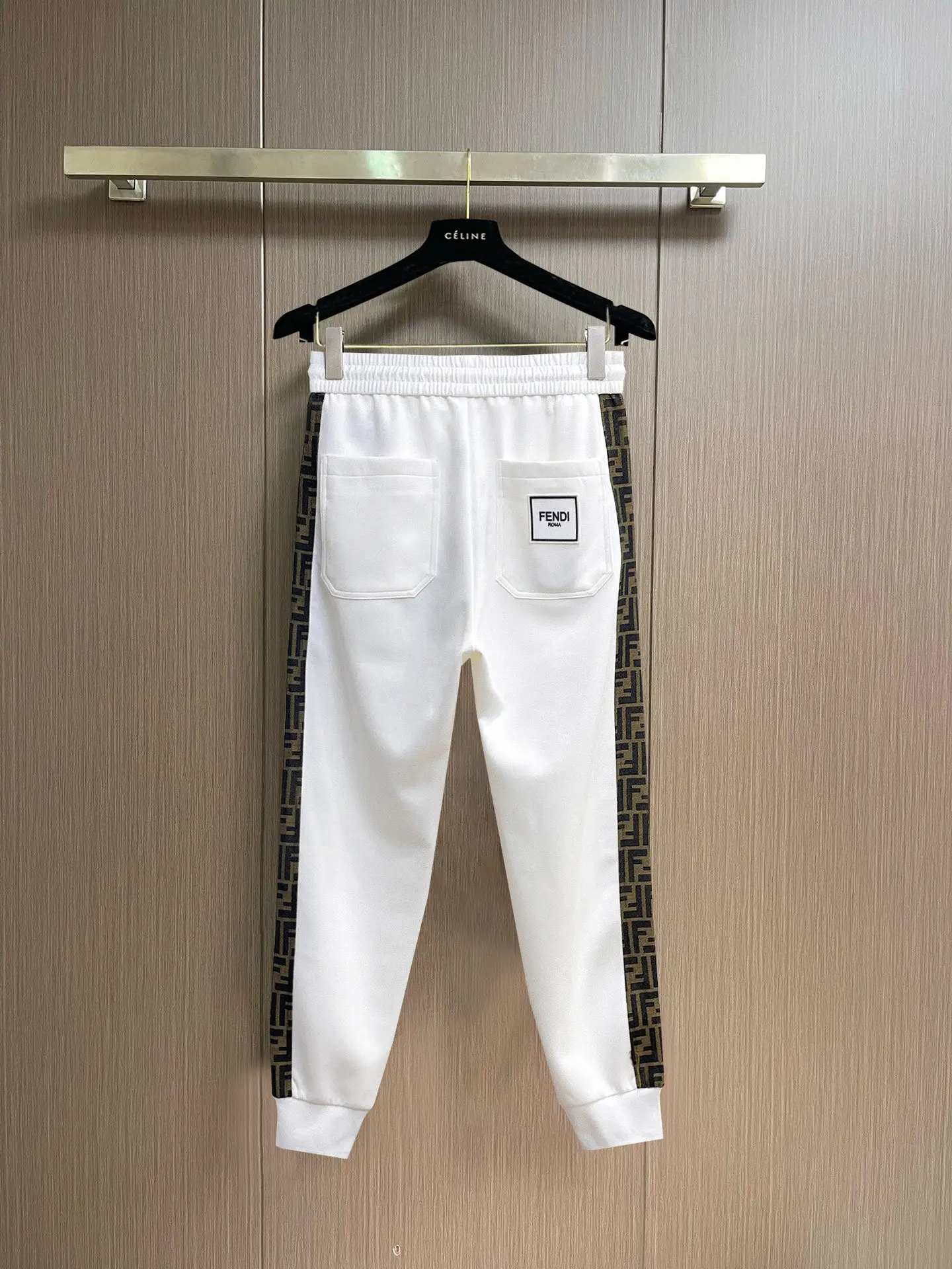 Logo-Print Side-Stripe Sweatpants D29014604 — view 2