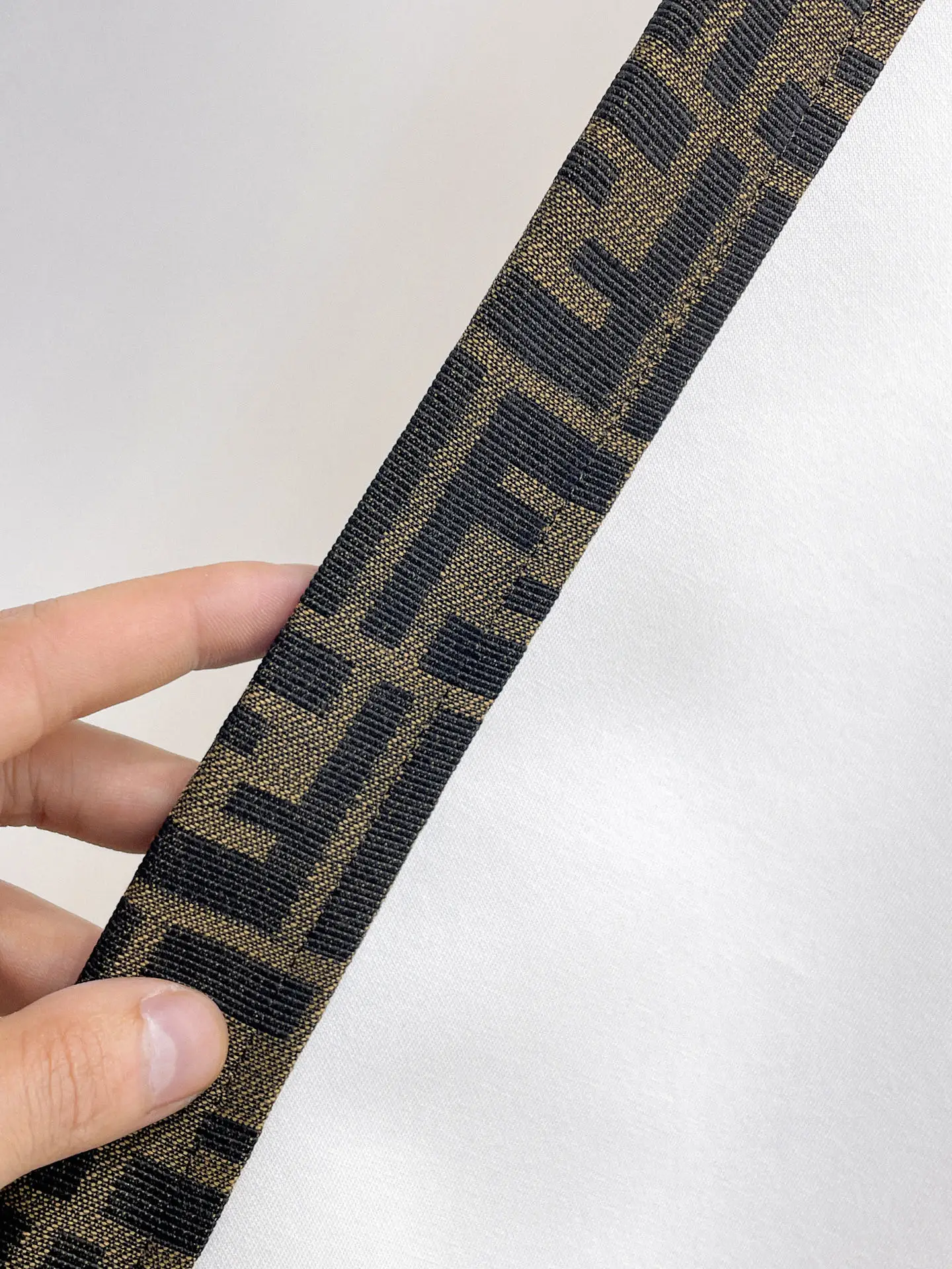 Logo-Print Side-Stripe Sweatpants D29014604 — view 5