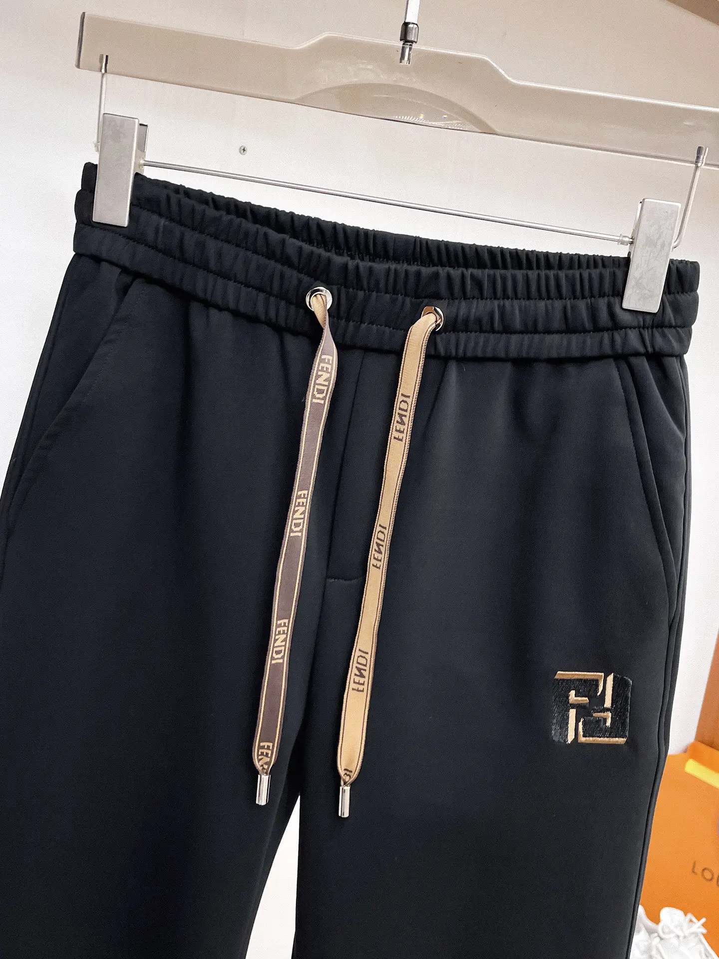 Logo-Embroidered Cotton-Blend Sweatpants D29014609 — view 3