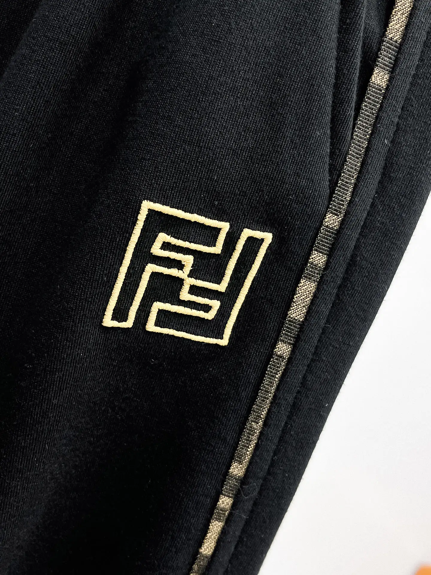 Logo-Embroidered Drawstring Sweatpants D29014623 — view 4