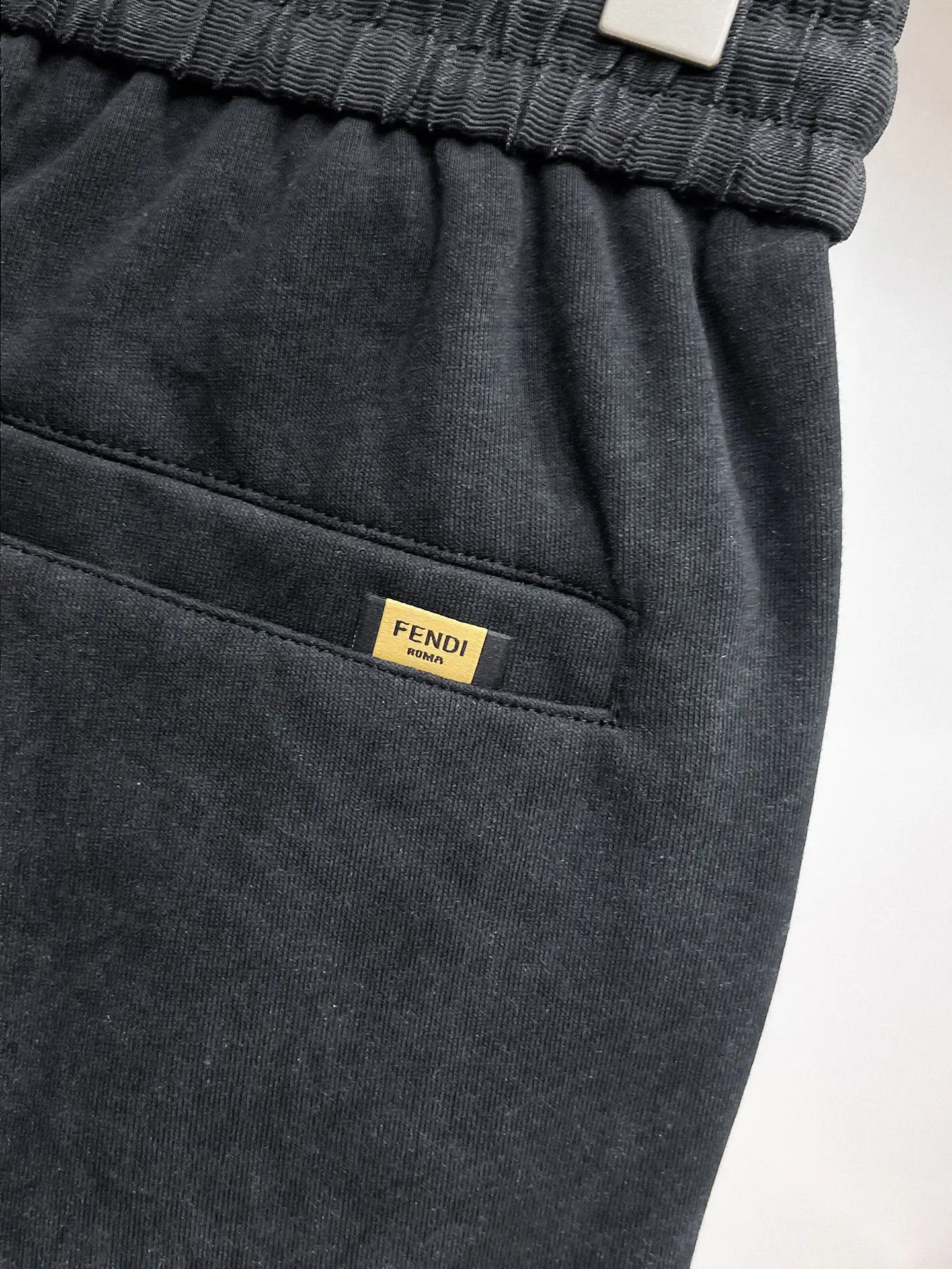 Logo-Panelled Tapered Sweatpants D29014618 — view 11