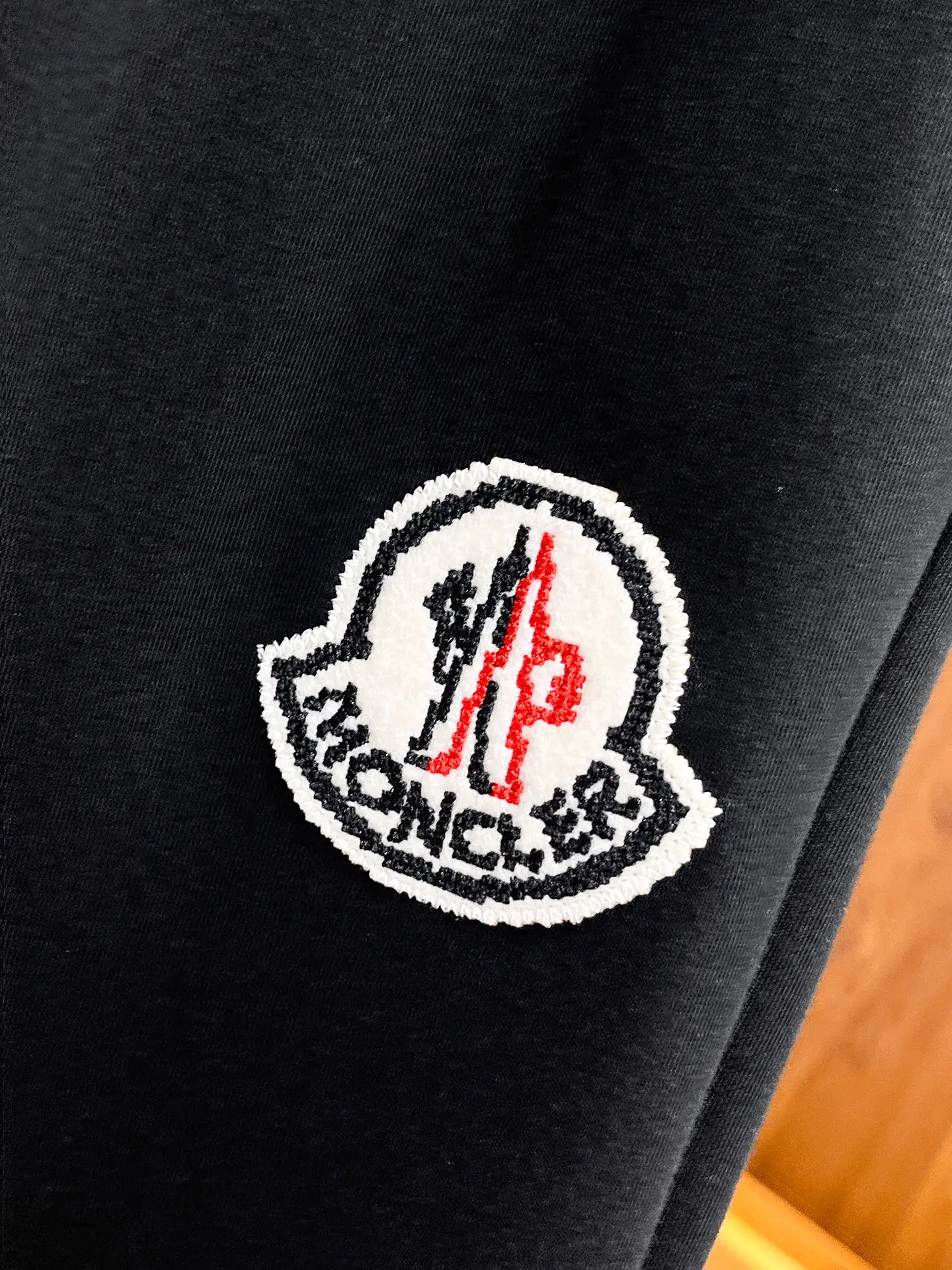 Moncler Logo-Patch Cotton-Blend Sweatpants D29014522 — view 4