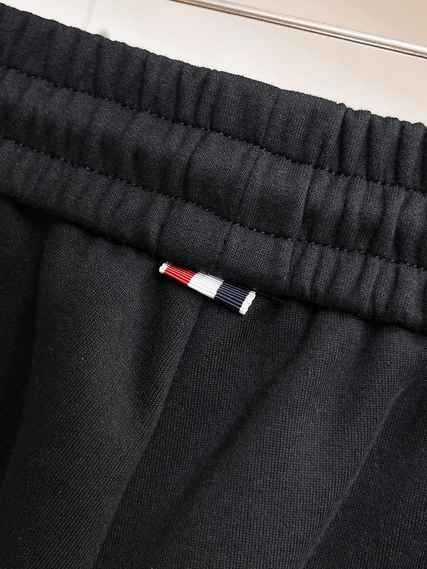 Moncler Logo-Patch Cotton-Blend Sweatpants D29014522 — view 9