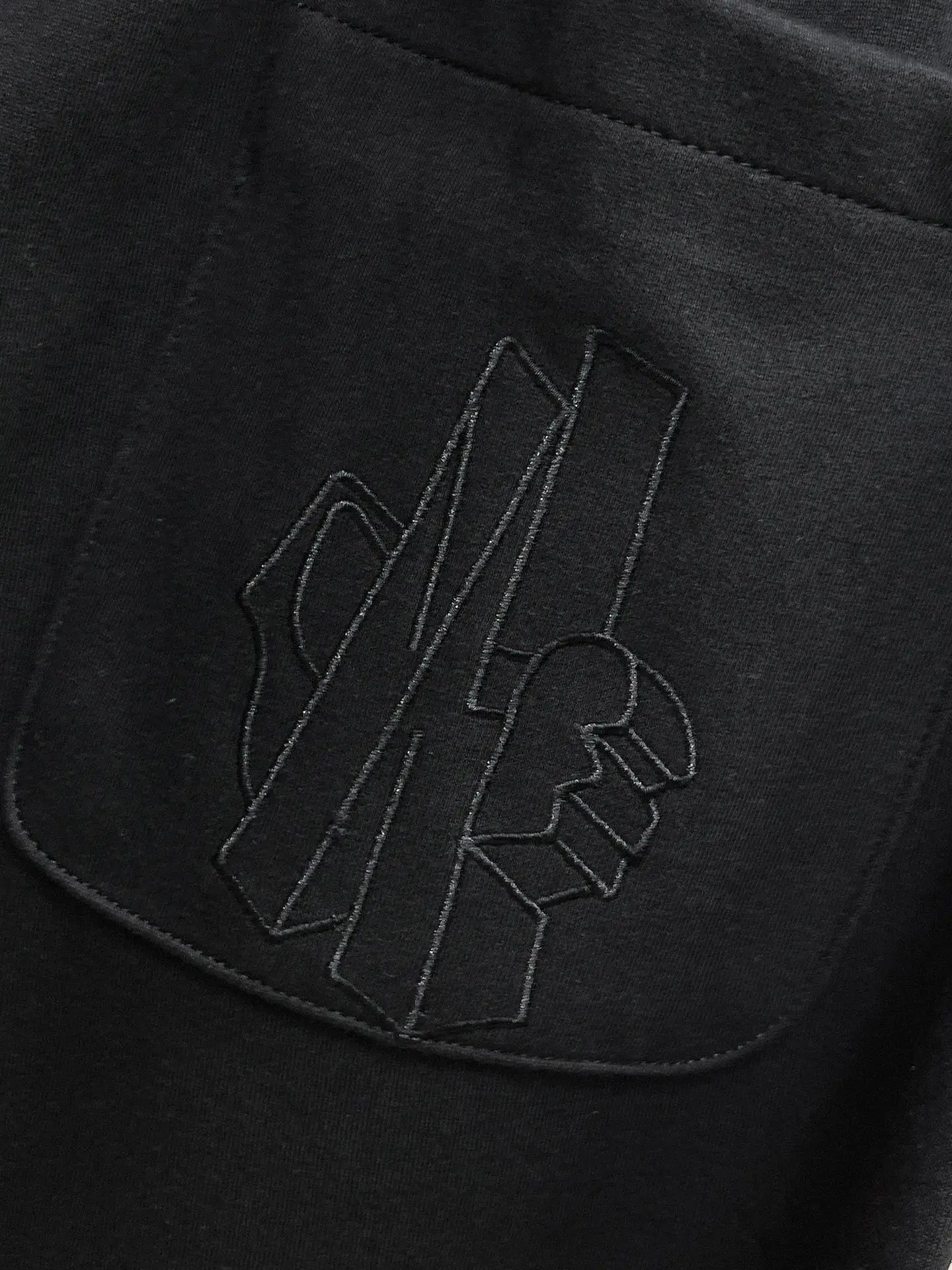 Moncler Logo-Patch Cotton-Blend Sweatpants D29014522 — view 10