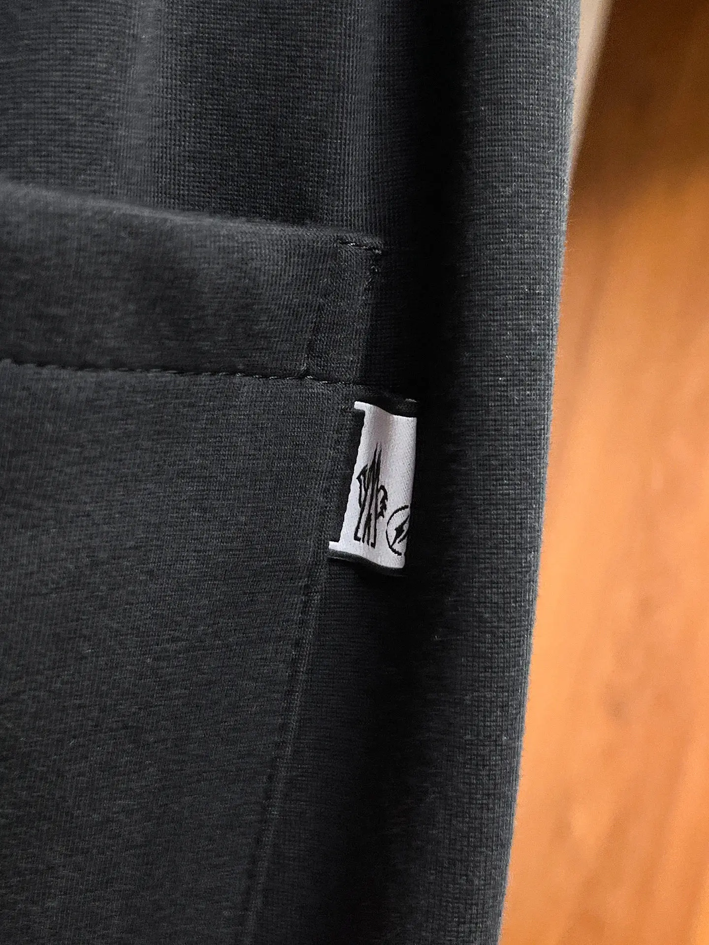 Moncler Logo-Patch Cotton-Blend Sweatpants D29014522 — view 11