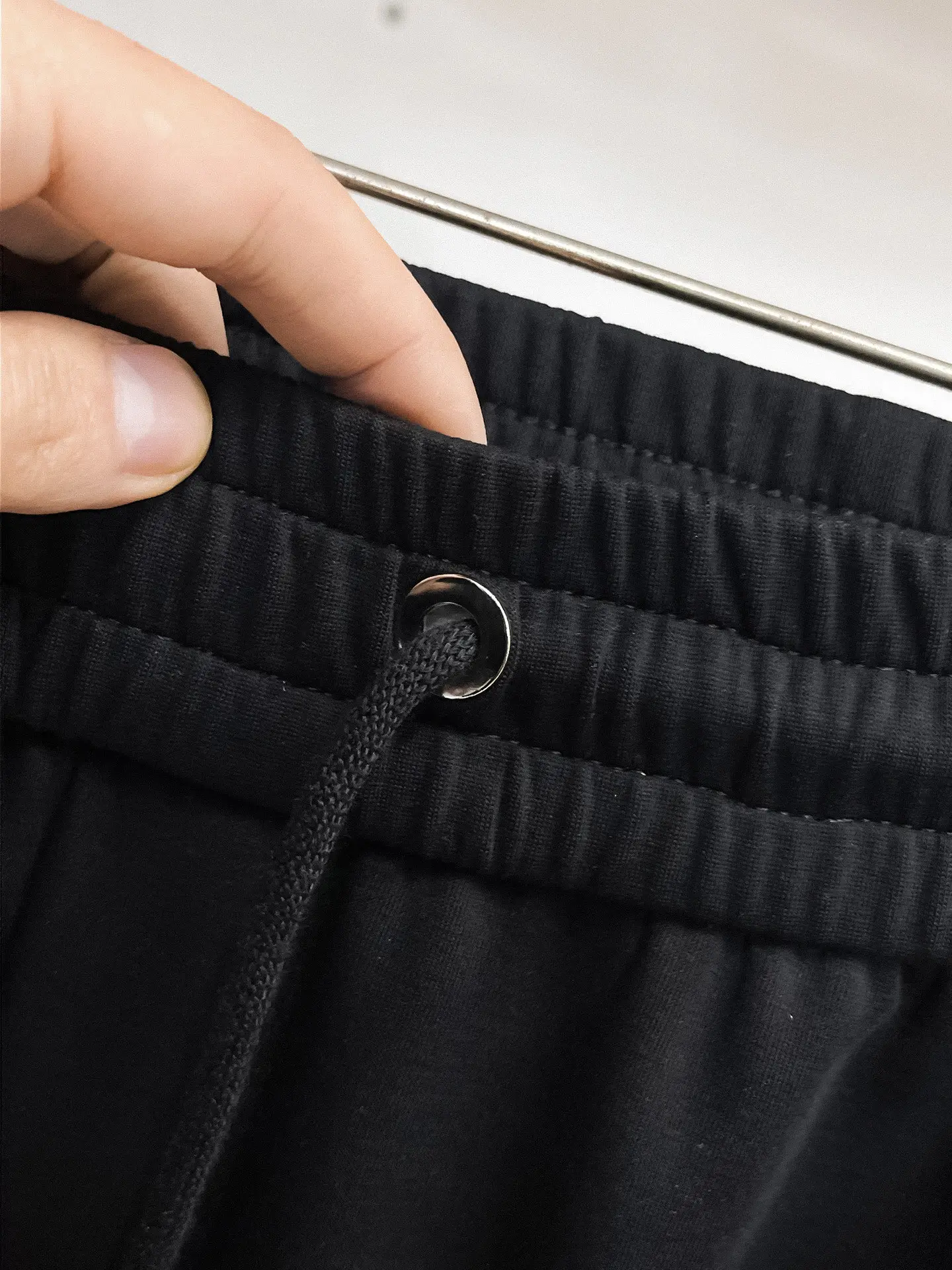 Logo-Appliquéd Tapered Sweatpants D29014627 — view 7