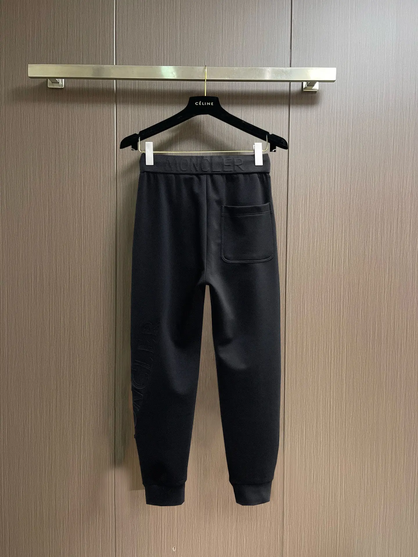 Logo-Patch Tapered Cotton-Blend Sweatpants D29014607 — view 2