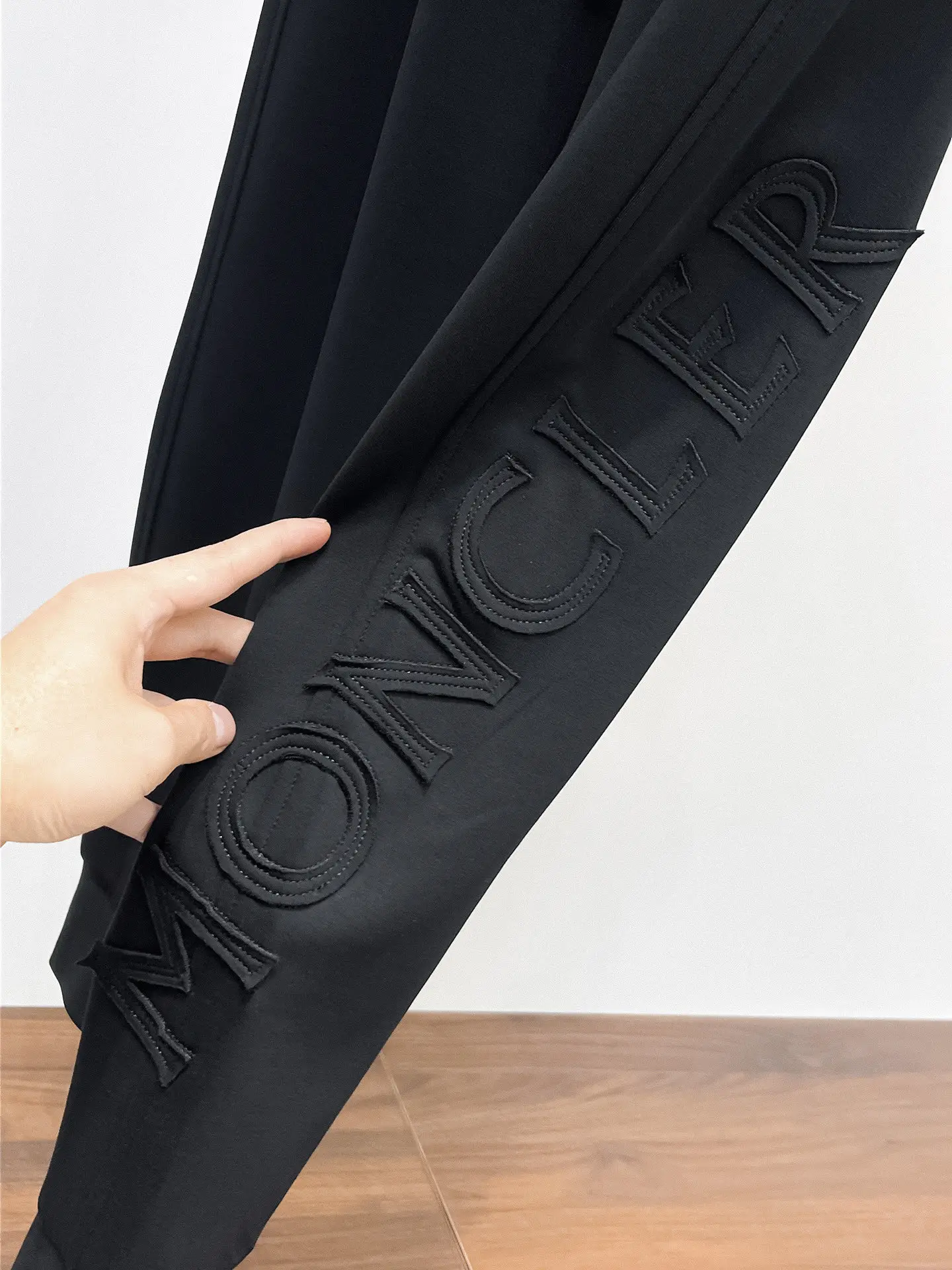 Logo-Patch Tapered Cotton-Blend Sweatpants D29014607 — view 9