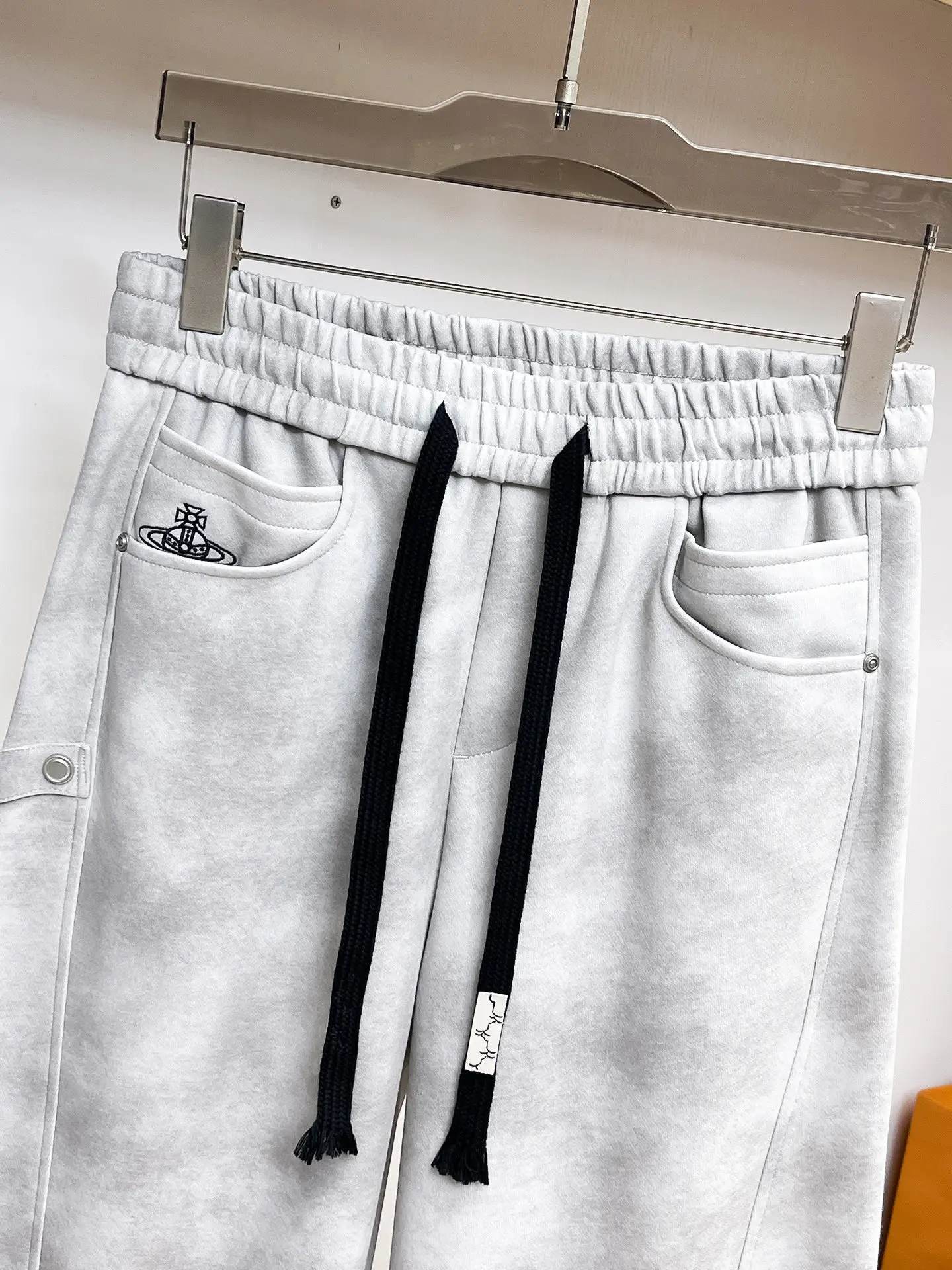 Logo-Embroidered Wide-Leg Sweatpants D29014640 — view 3