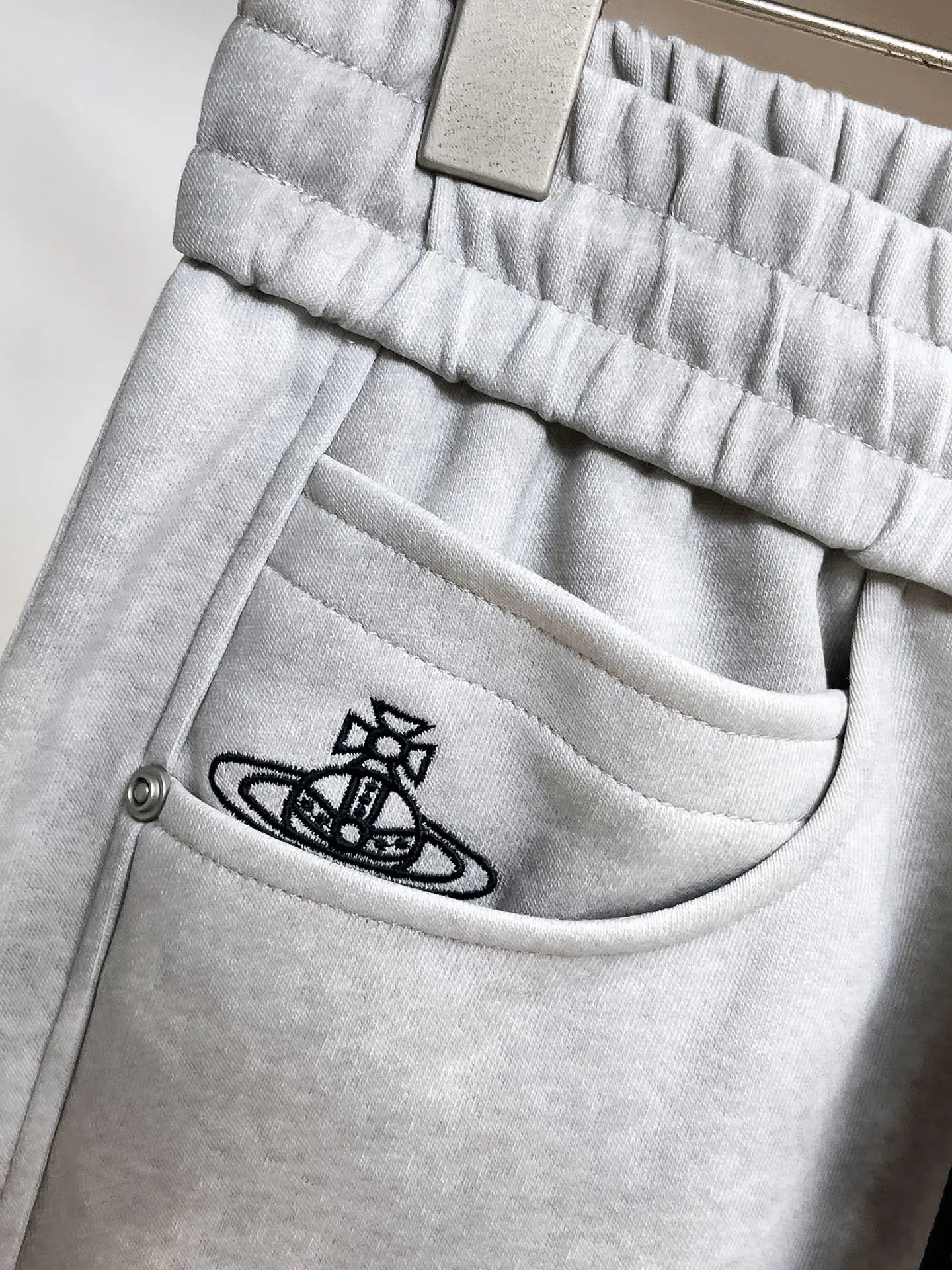 Logo-Embroidered Wide-Leg Sweatpants D29014640 — view 4