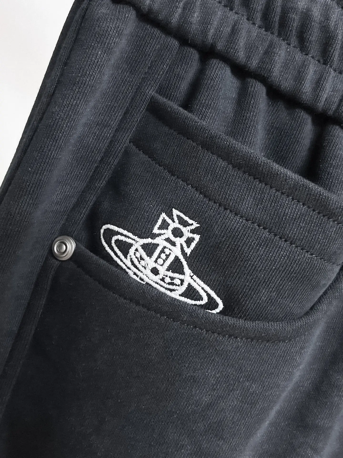 Logo-Embroidered Drawstring Sweatpants D29014641 — view 4