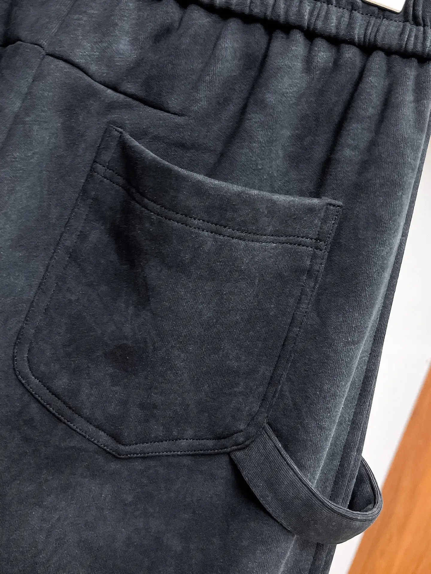 Logo-Embroidered Drawstring Sweatpants D29014641 — view 10