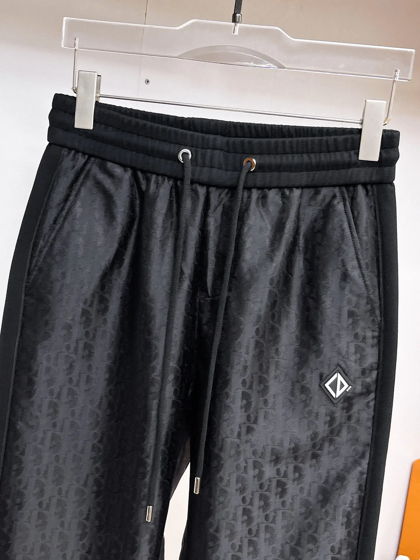 Oblique Jacquard Drawstring Track Pants D29014632 — view 3