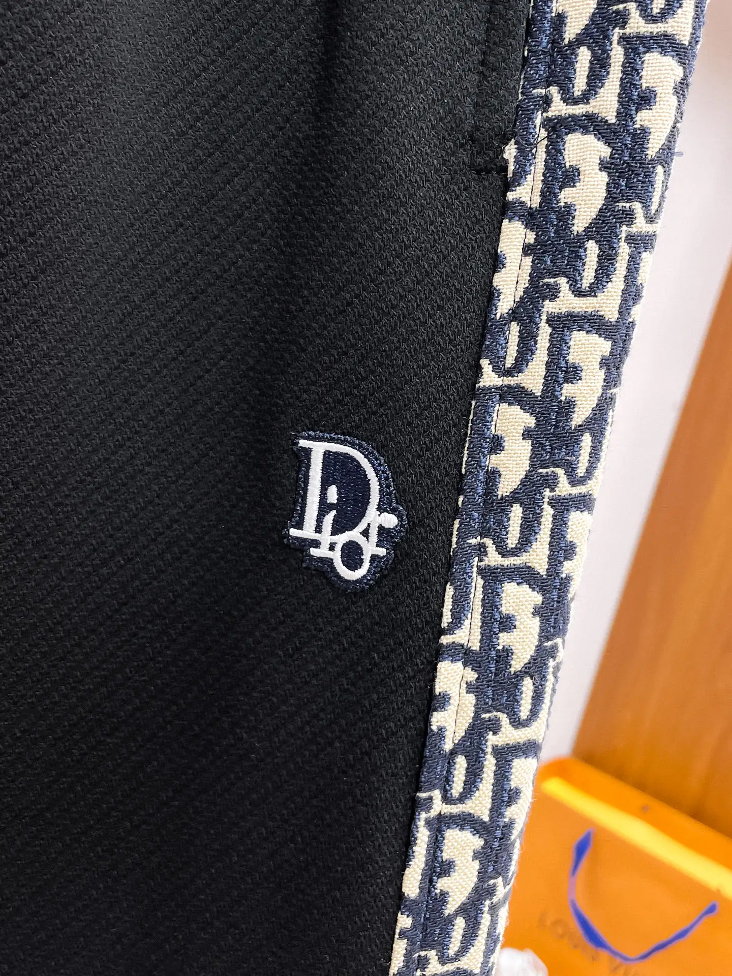 Oblique Logo Panel Track Pants D29014634 — view 4