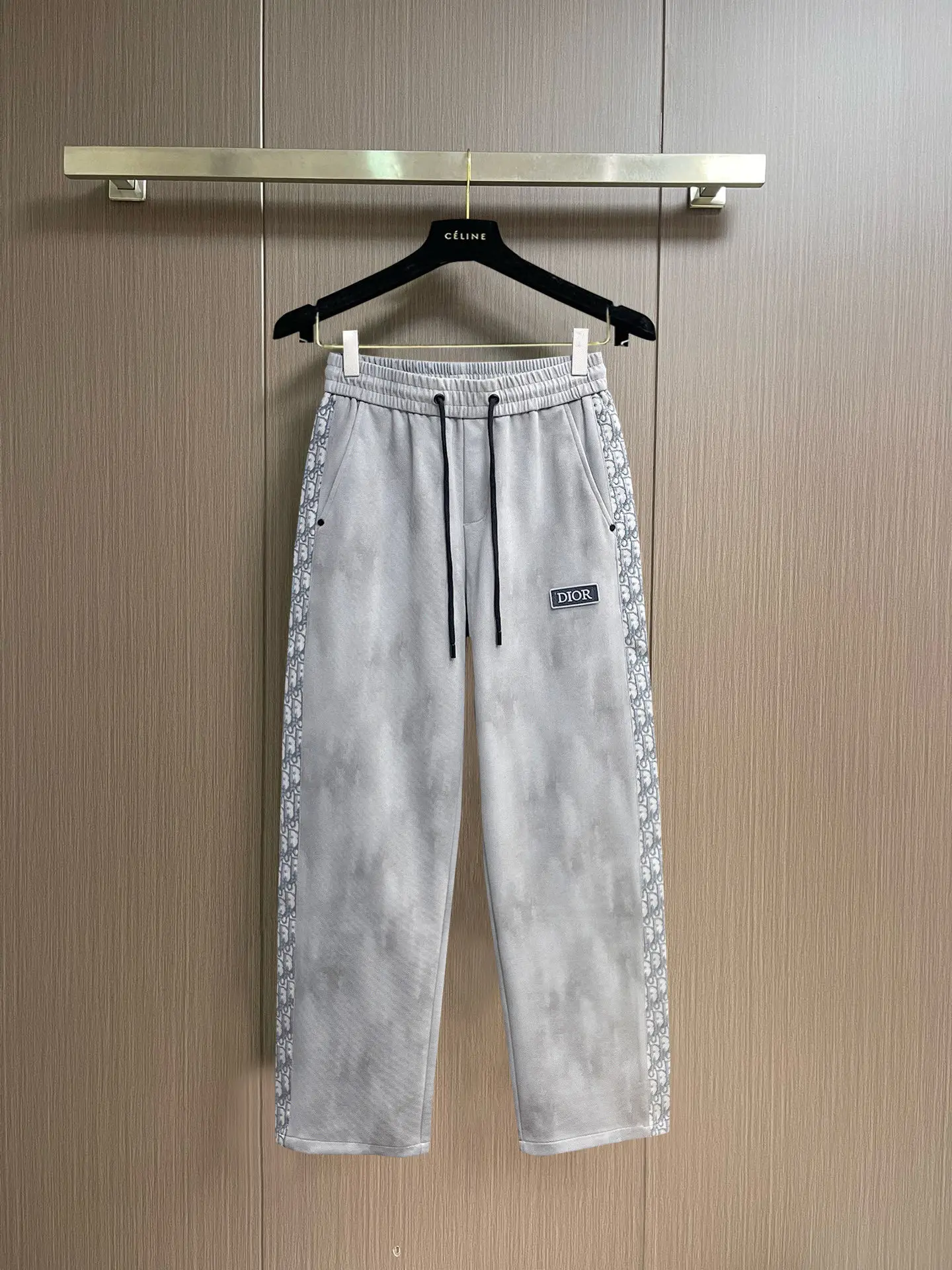 Logo-Appliquéd Oblique Trim Sweatpants D29014575
