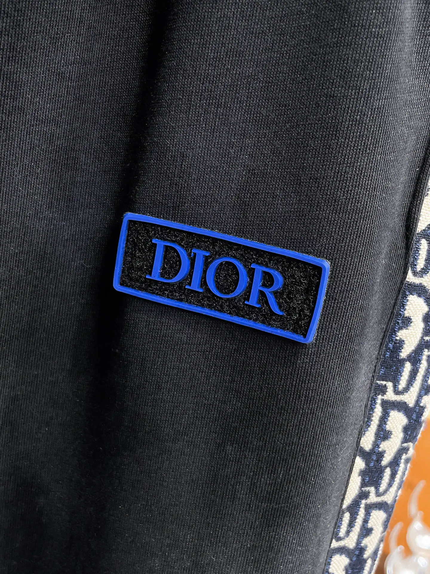Oblique Logo Taped Sweatpants D29014576 — view 4