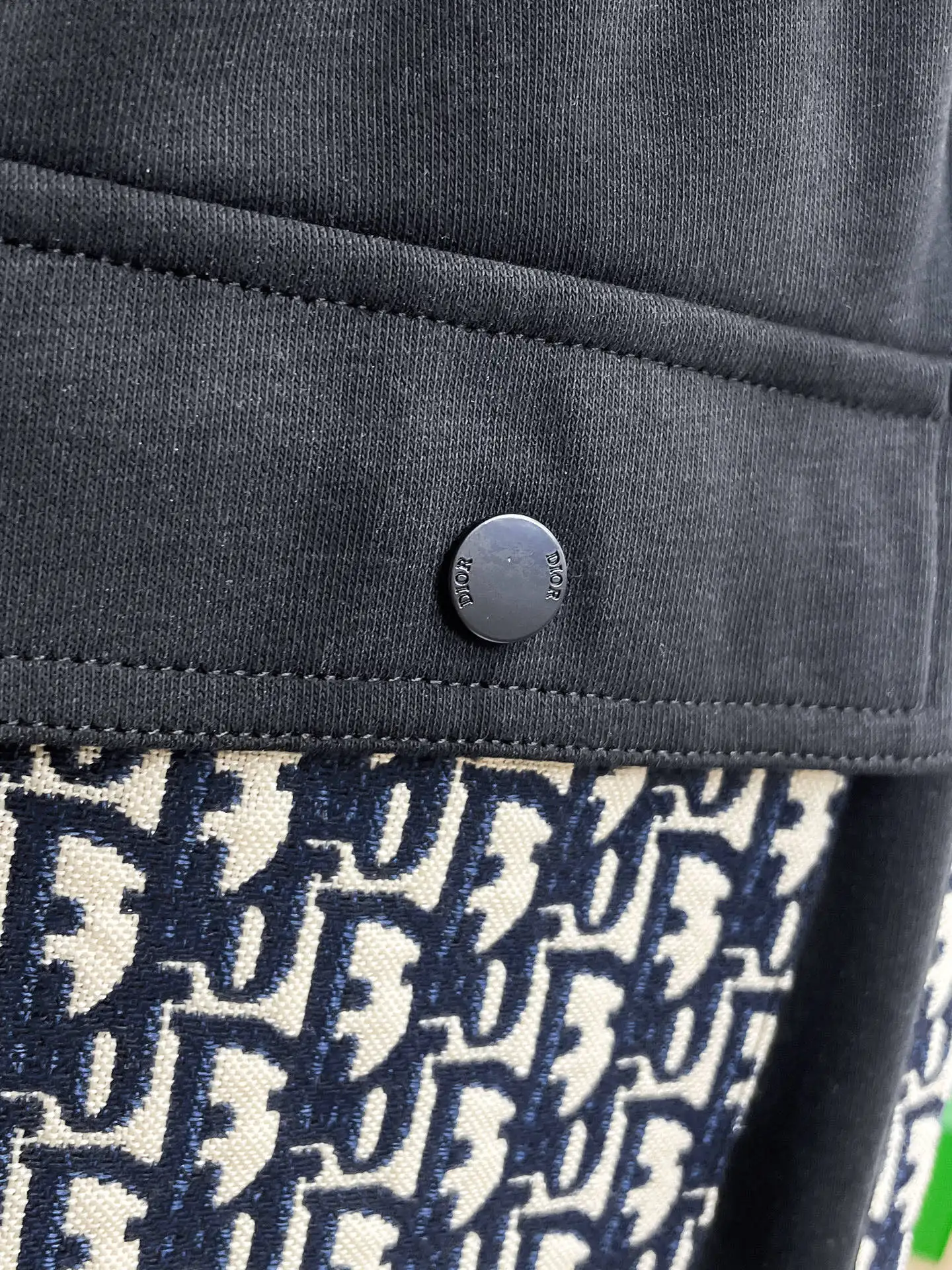 Oblique Logo Taped Sweatpants D29014576 — view 11