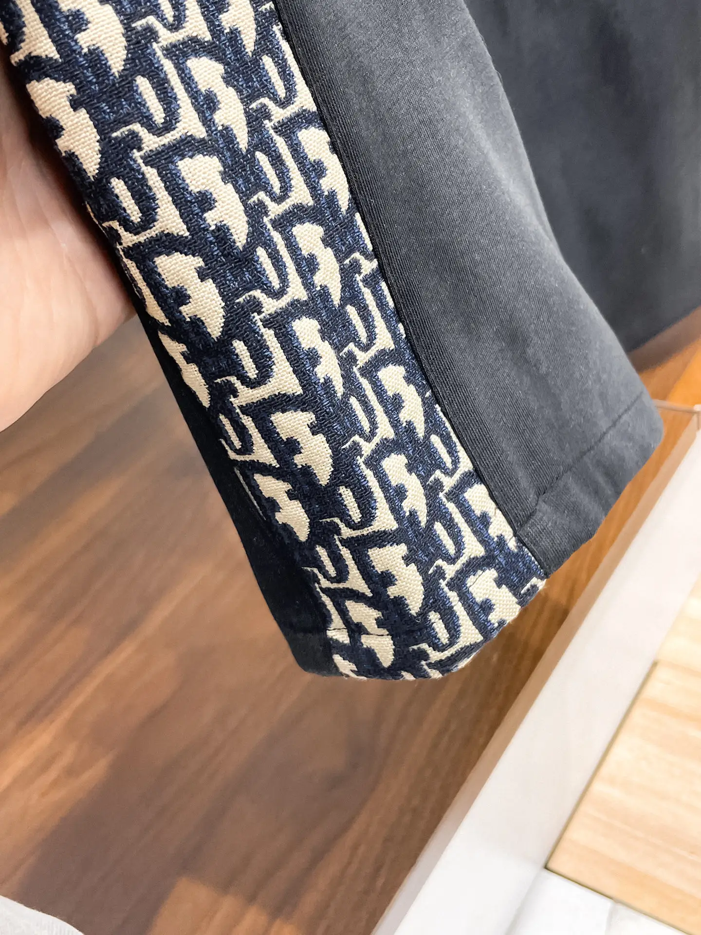 Oblique Logo Taped Sweatpants D29014576 — view 12