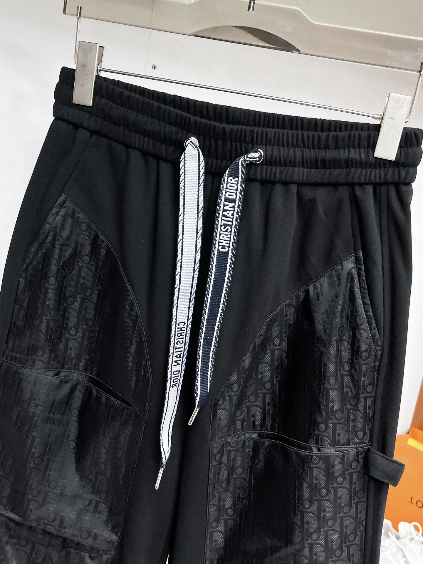 Oblique Panel Drawstring Sweatpants D29014617 — view 3