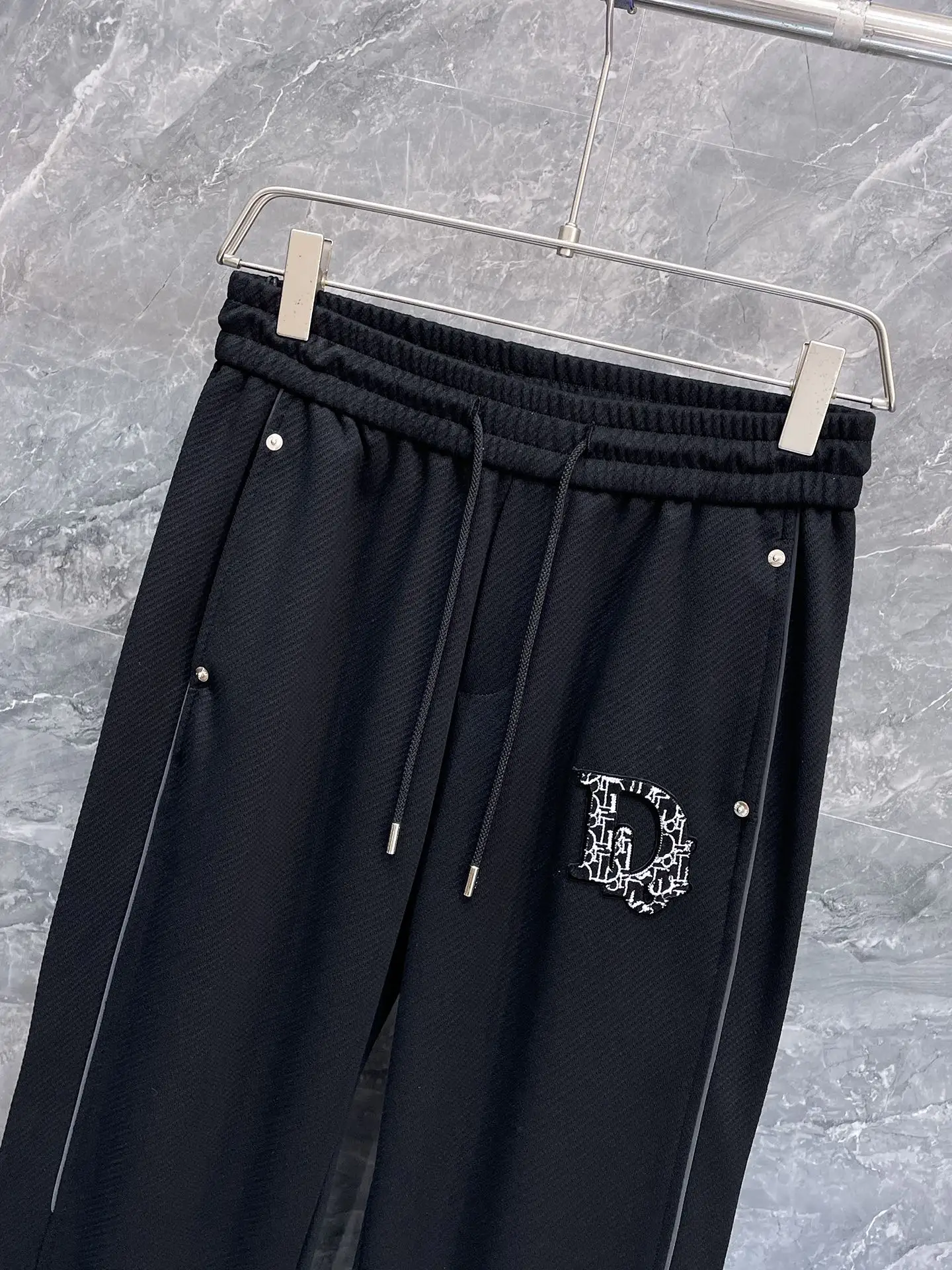 Logo-Appliqué Textured Track Pants D29014494 — view 3