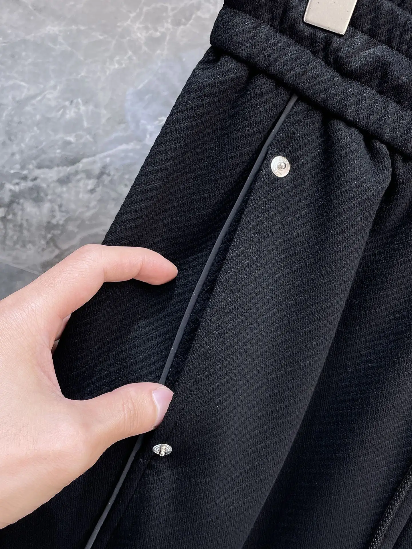 Logo-Appliqué Textured Track Pants D29014494 — view 5