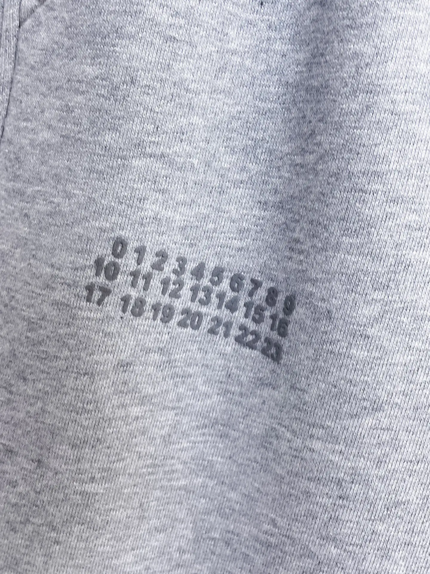 Maison Margiela Logo Graphic Sweatpants D29014642 — view 4