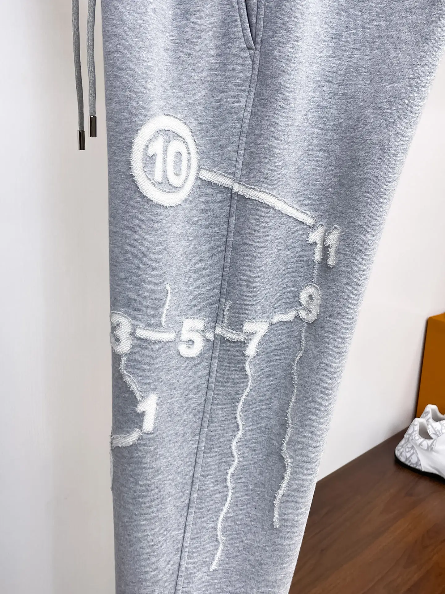 Maison Margiela Logo Graphic Sweatpants D29014642 — view 5