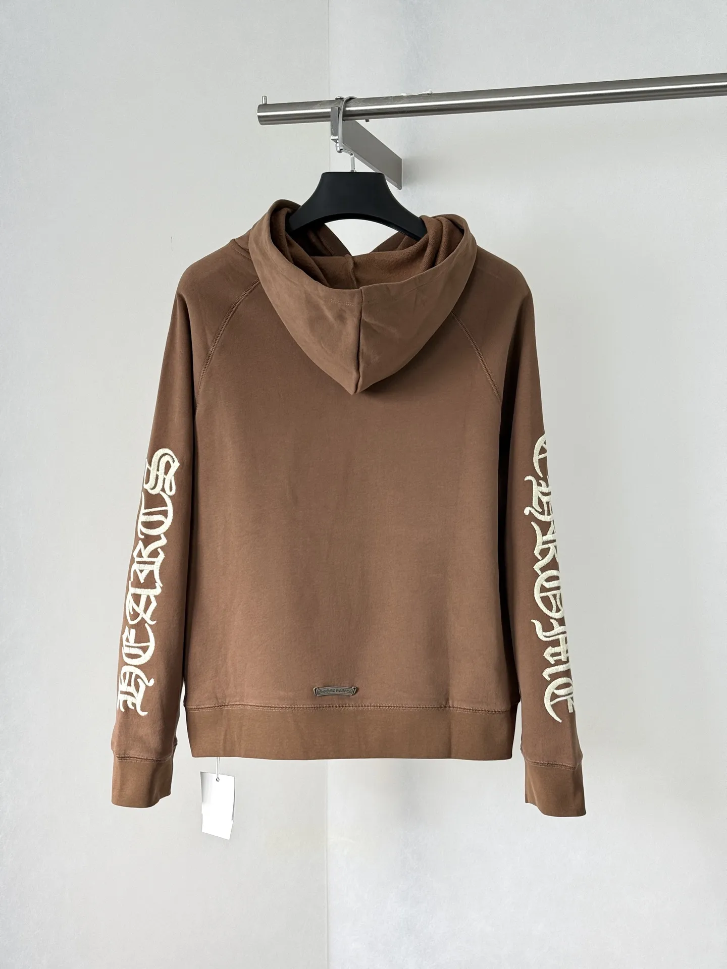 Gothic Logo Embroidered Hoodie D29020693 — view 2