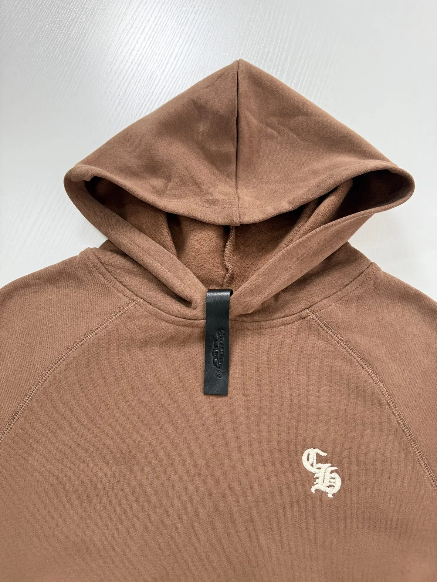 Gothic Logo Embroidered Hoodie D29020693 — view 4