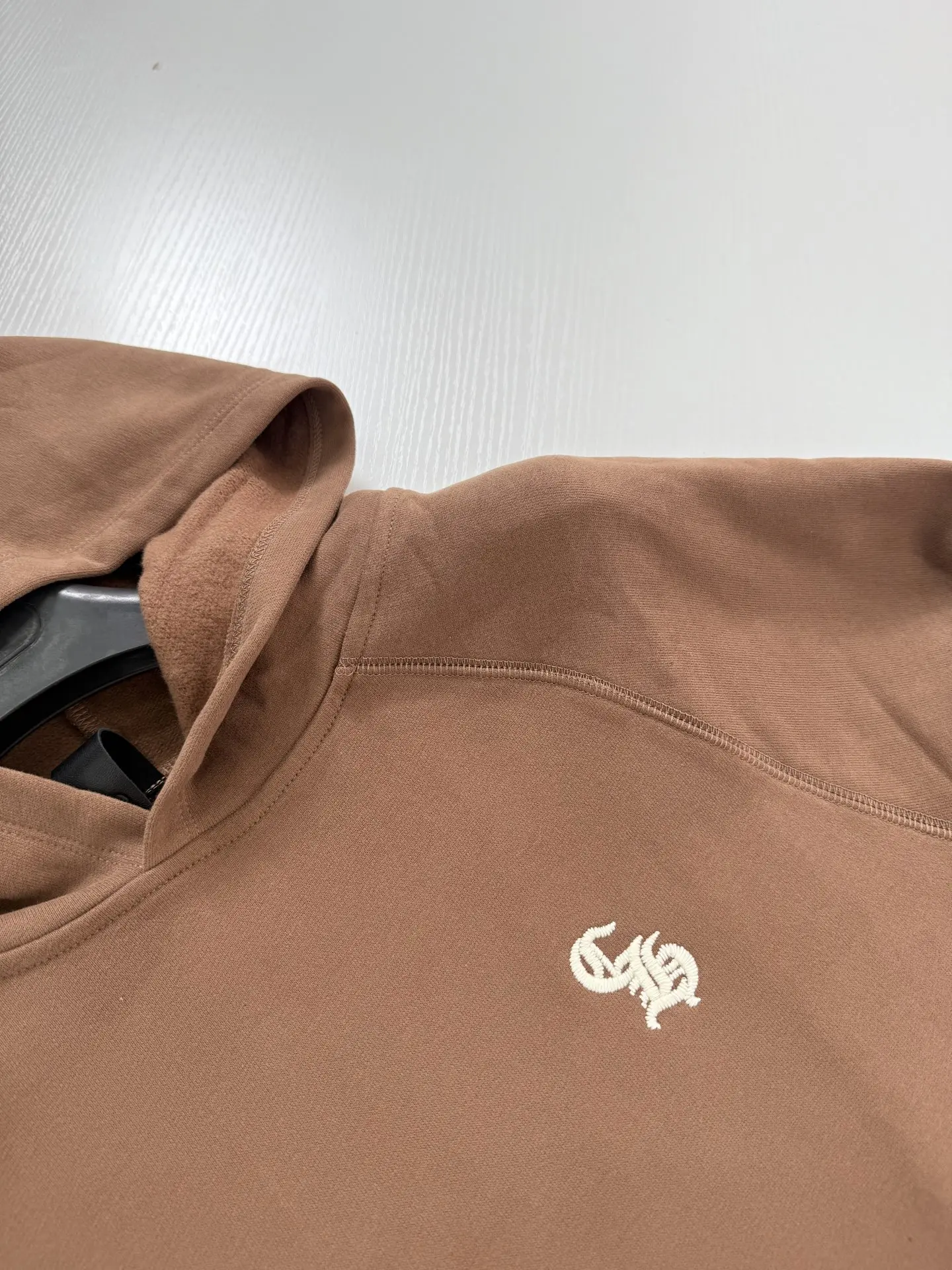 Gothic Logo Embroidered Hoodie D29020693 — view 5