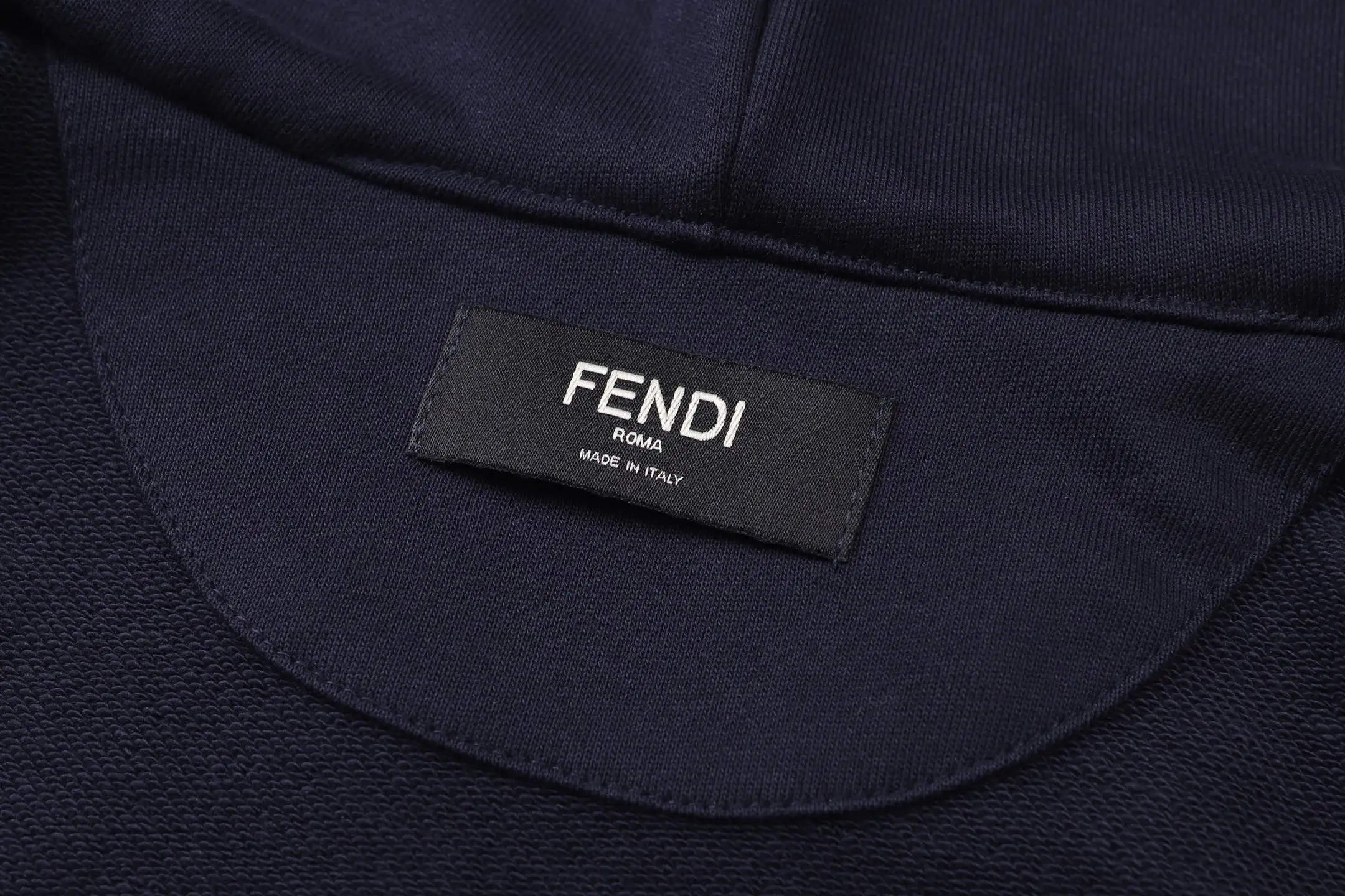 Logo Leather Patch Zip-Up Hoodie D29021112 — view 11