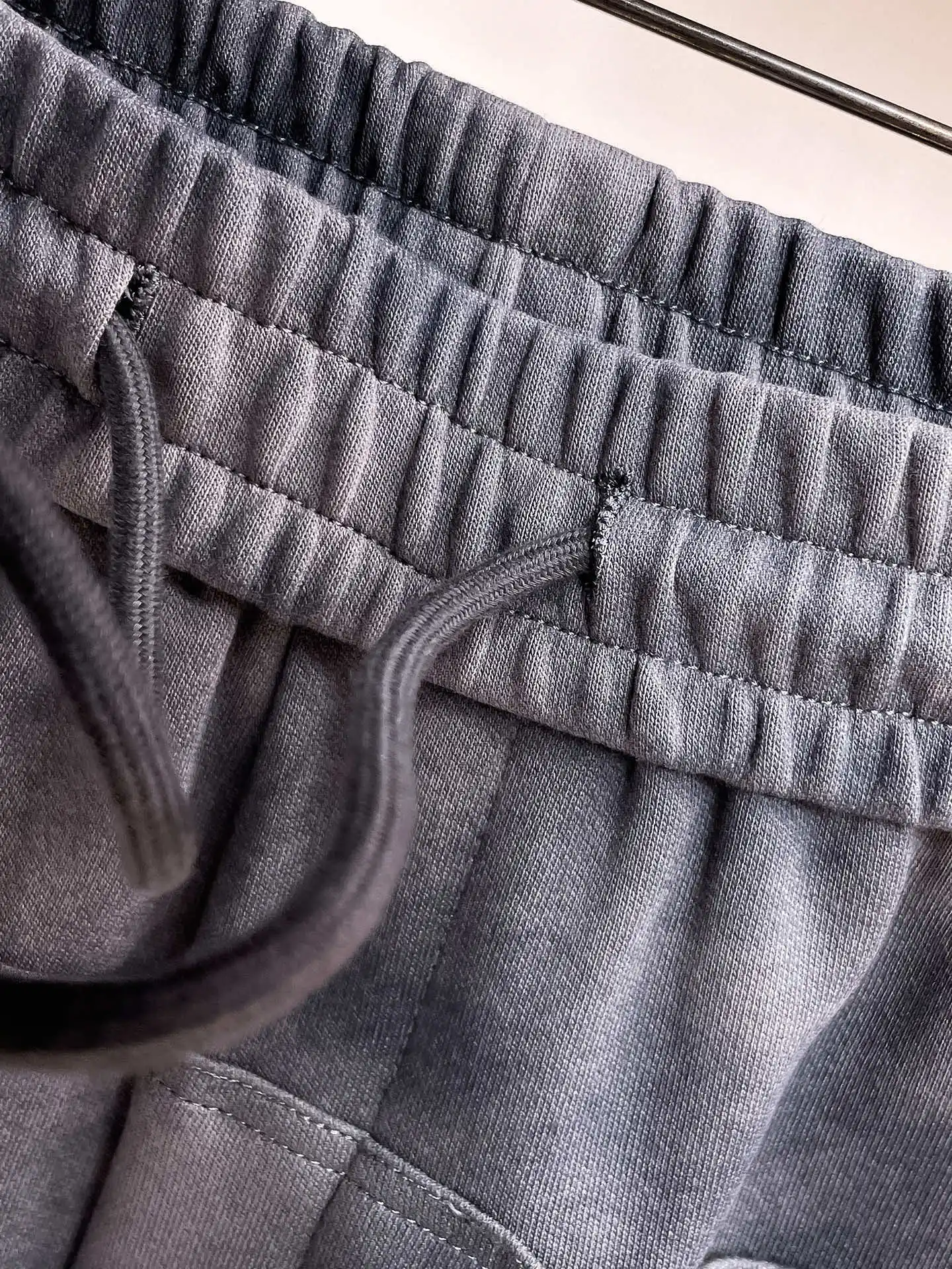 Logo-Appliqué Tie-Dye Sweatpants D29014473 — view 7
