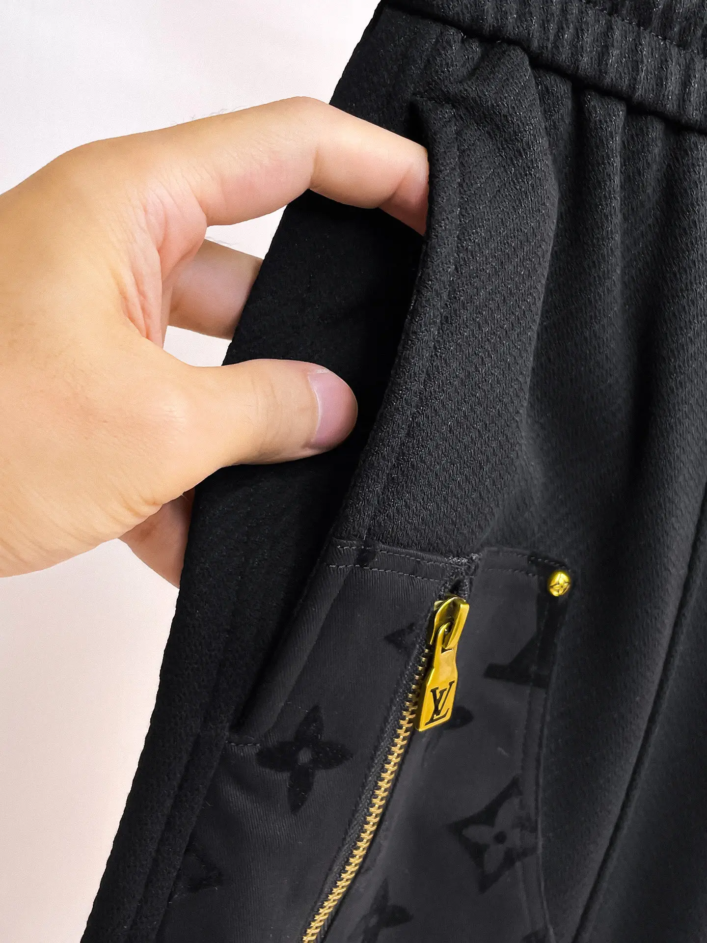 Monogram Pocket Drawstring Sweatpants D29014487 — view 6