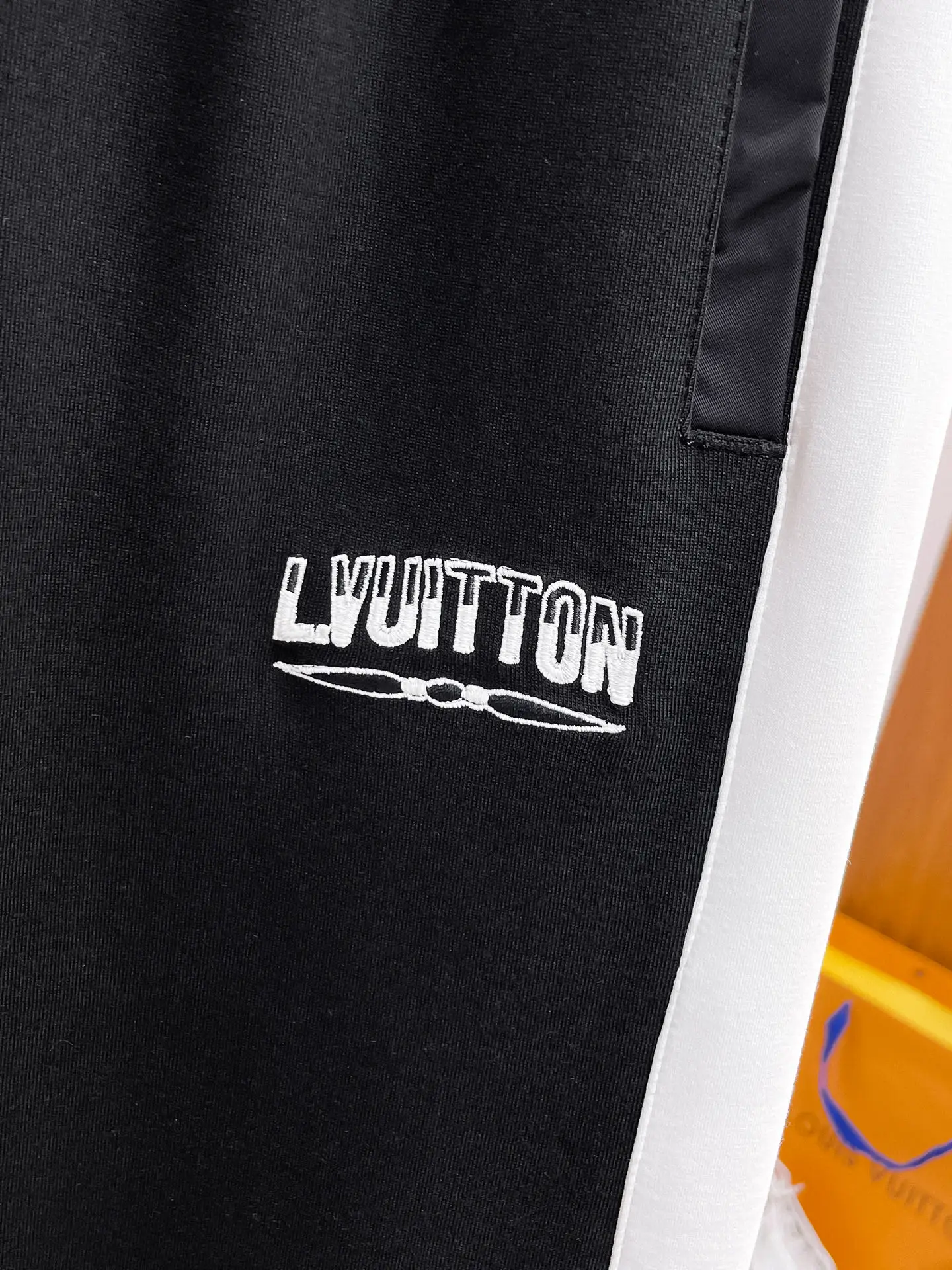 Logo-Embroidered Side-Stripe Sweatpants D29014481 — view 4
